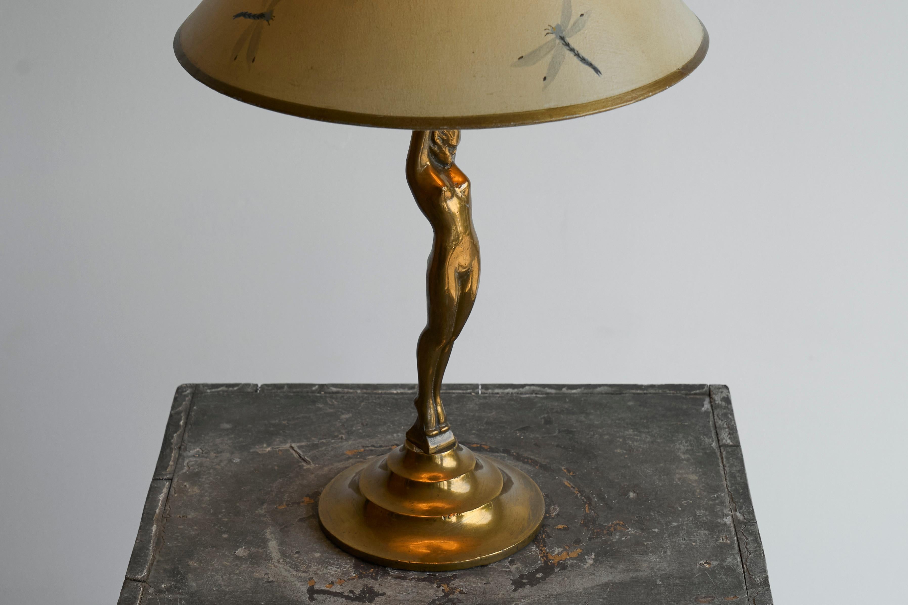 20th Century Sculptural Art Deco Table Lamp with Nude Woman in Solid Bronze 1930s For Sale