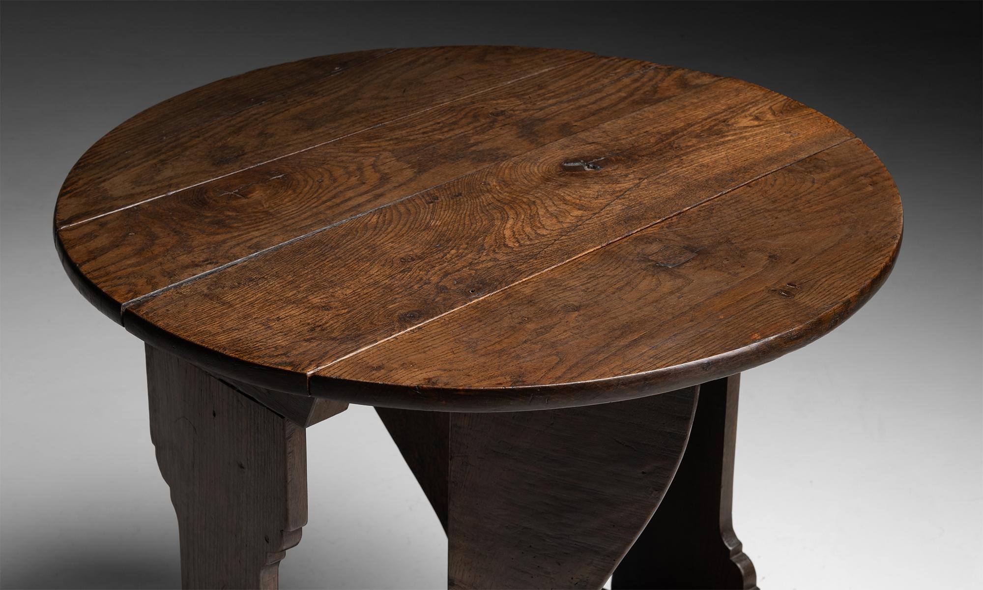 Georgian Sculptural Ash Butterfly Table, England circa 1770