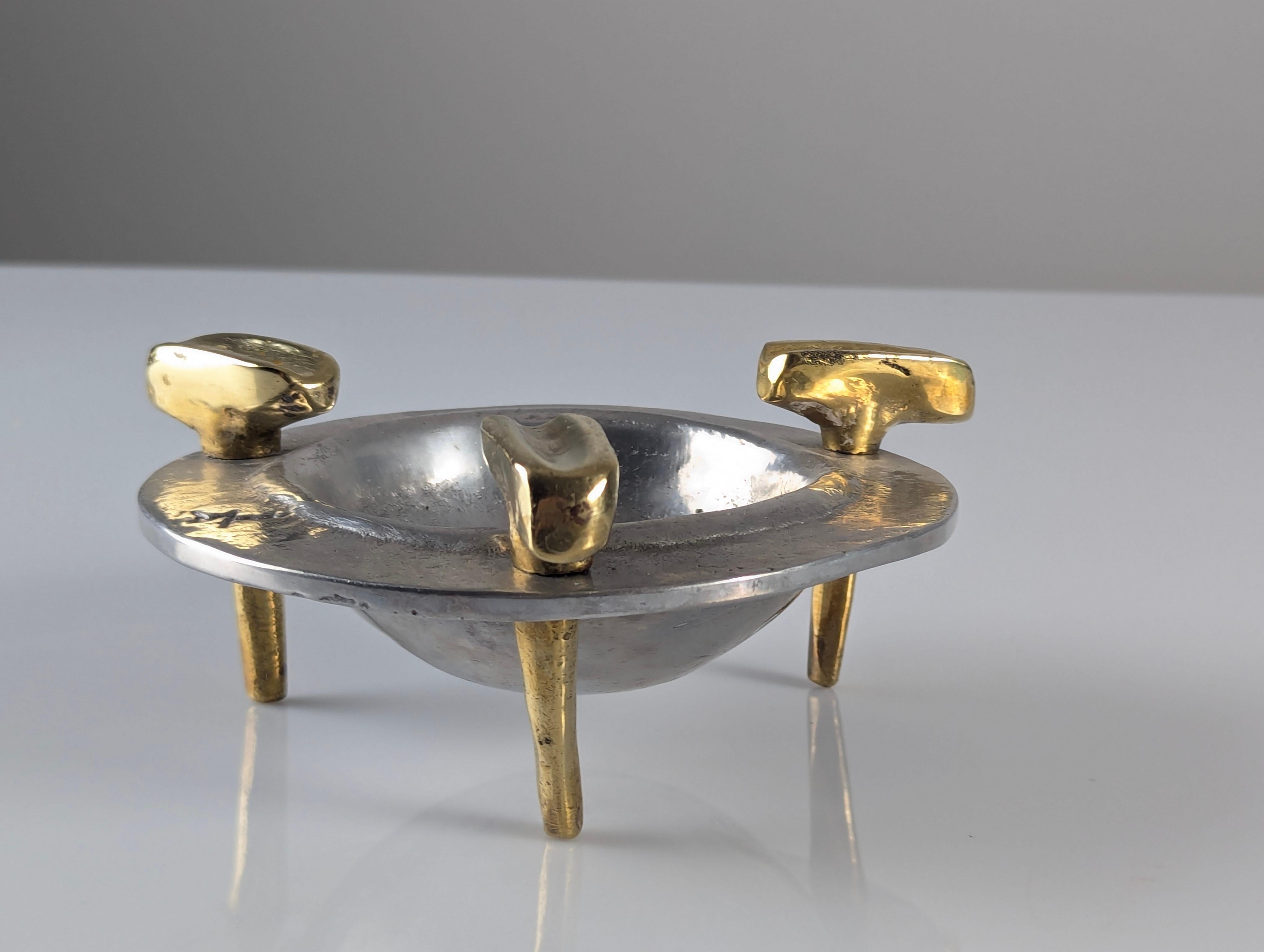 Hand-Crafted Sculptural Ashtray Signed by David Marshall, 1980s