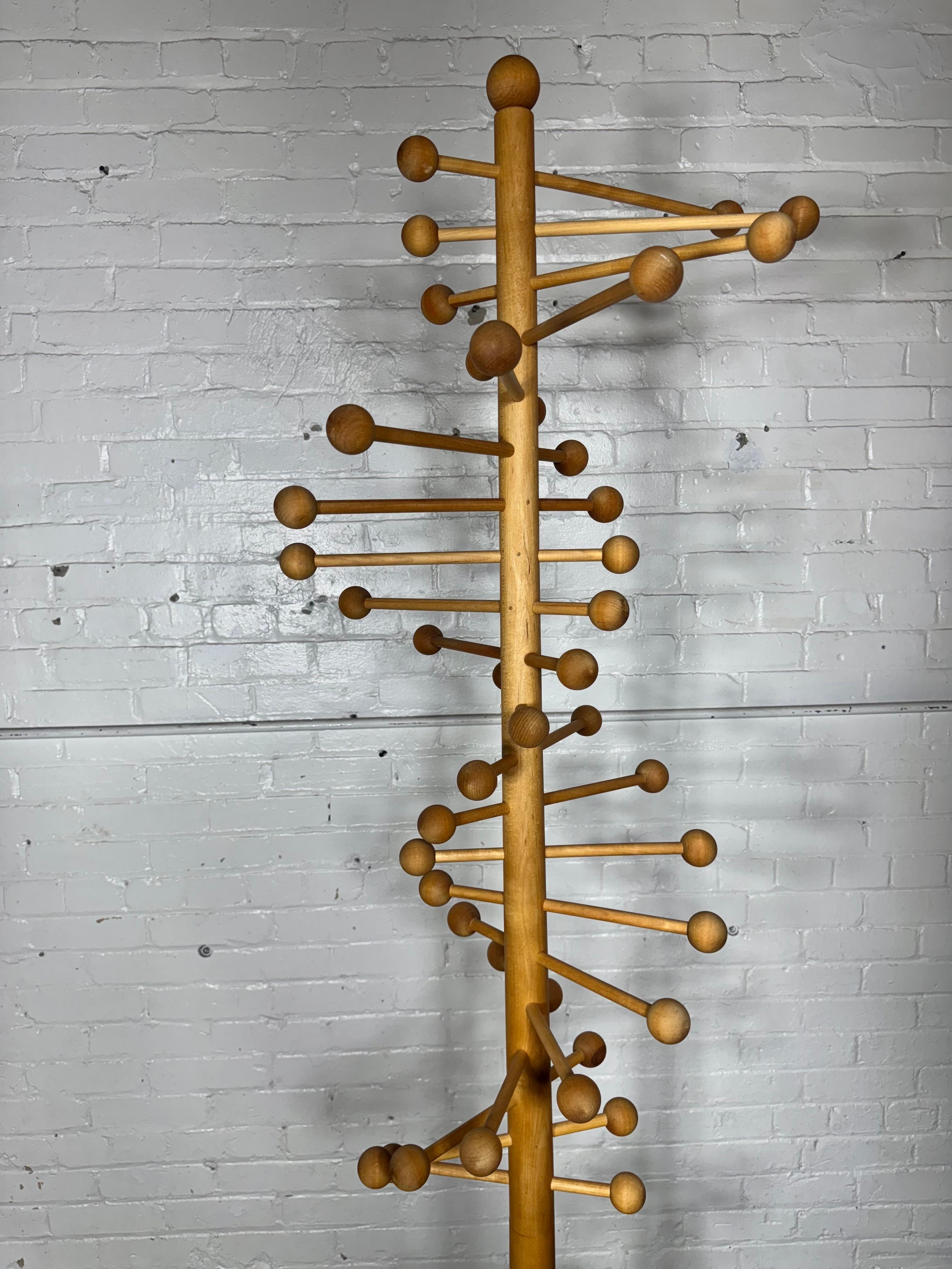 Sculptural 