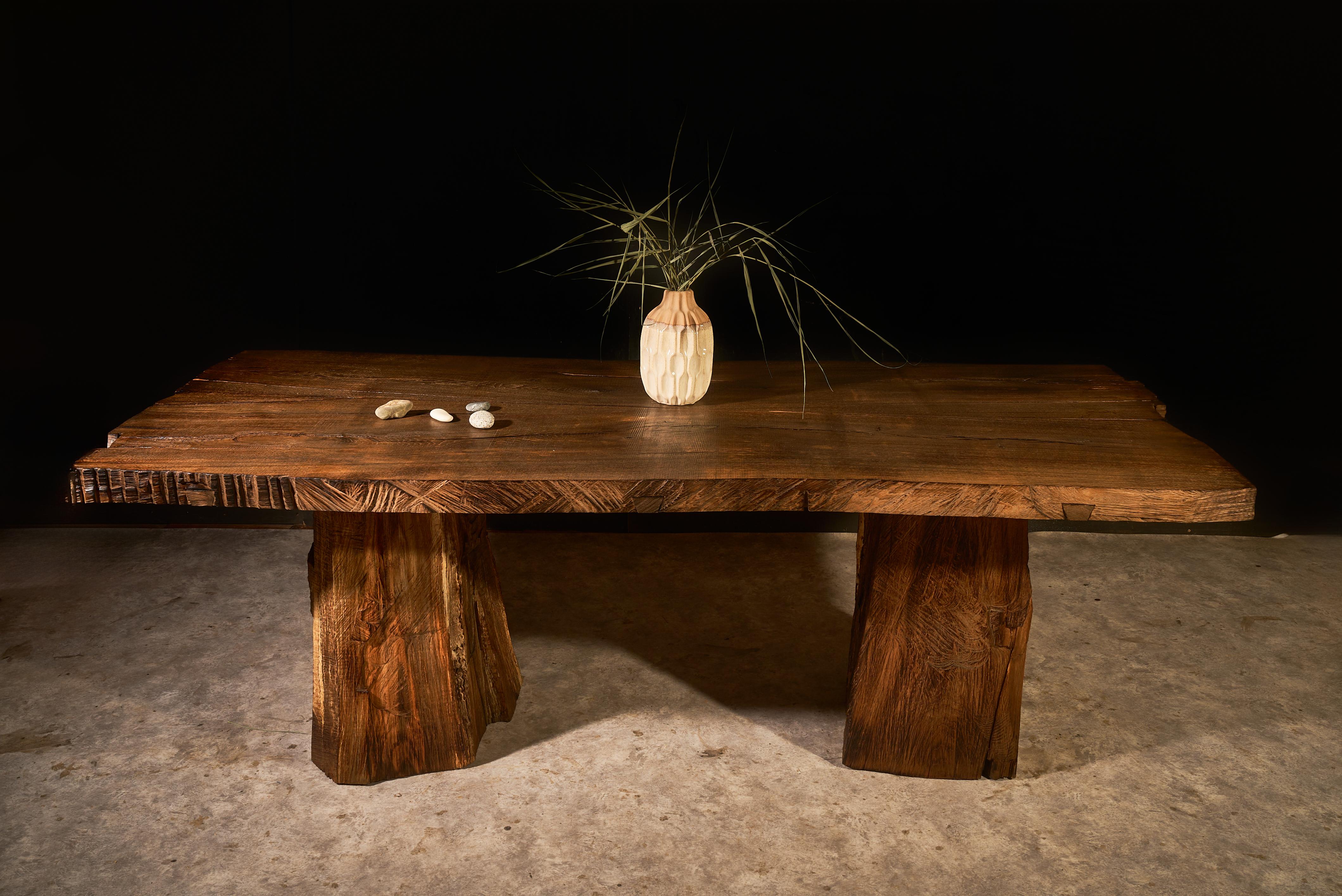 Sculptural Authentic Solid Oak Dining Table in Brutalist Style by Sergio Vulpe In New Condition For Sale In Burlăceni, Cahul District