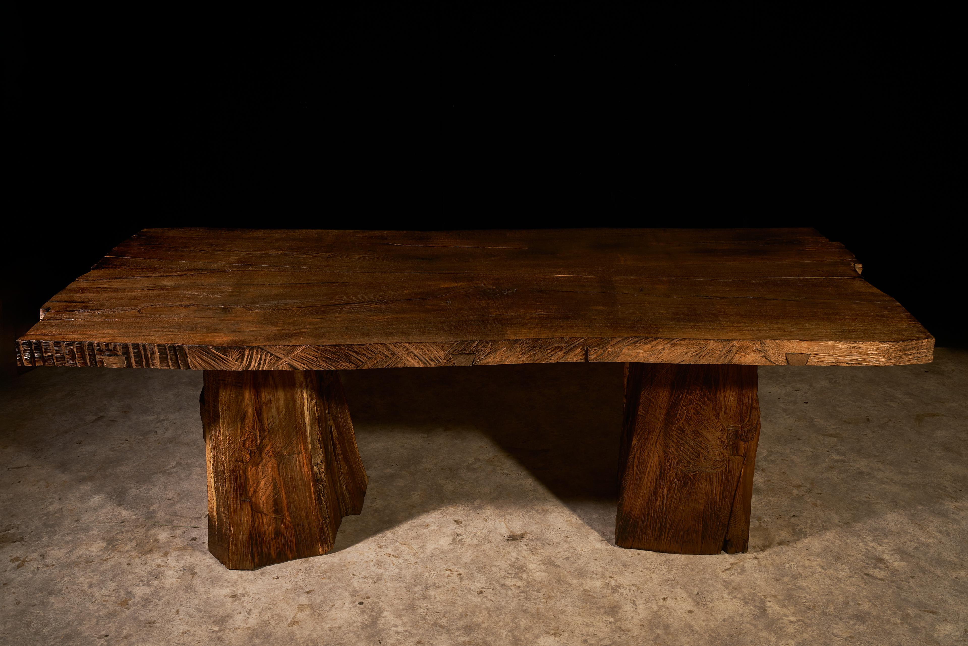 Contemporary Sculptural Authentic Solid Oak Dining Table in Brutalist Style by Sergio Vulpe For Sale