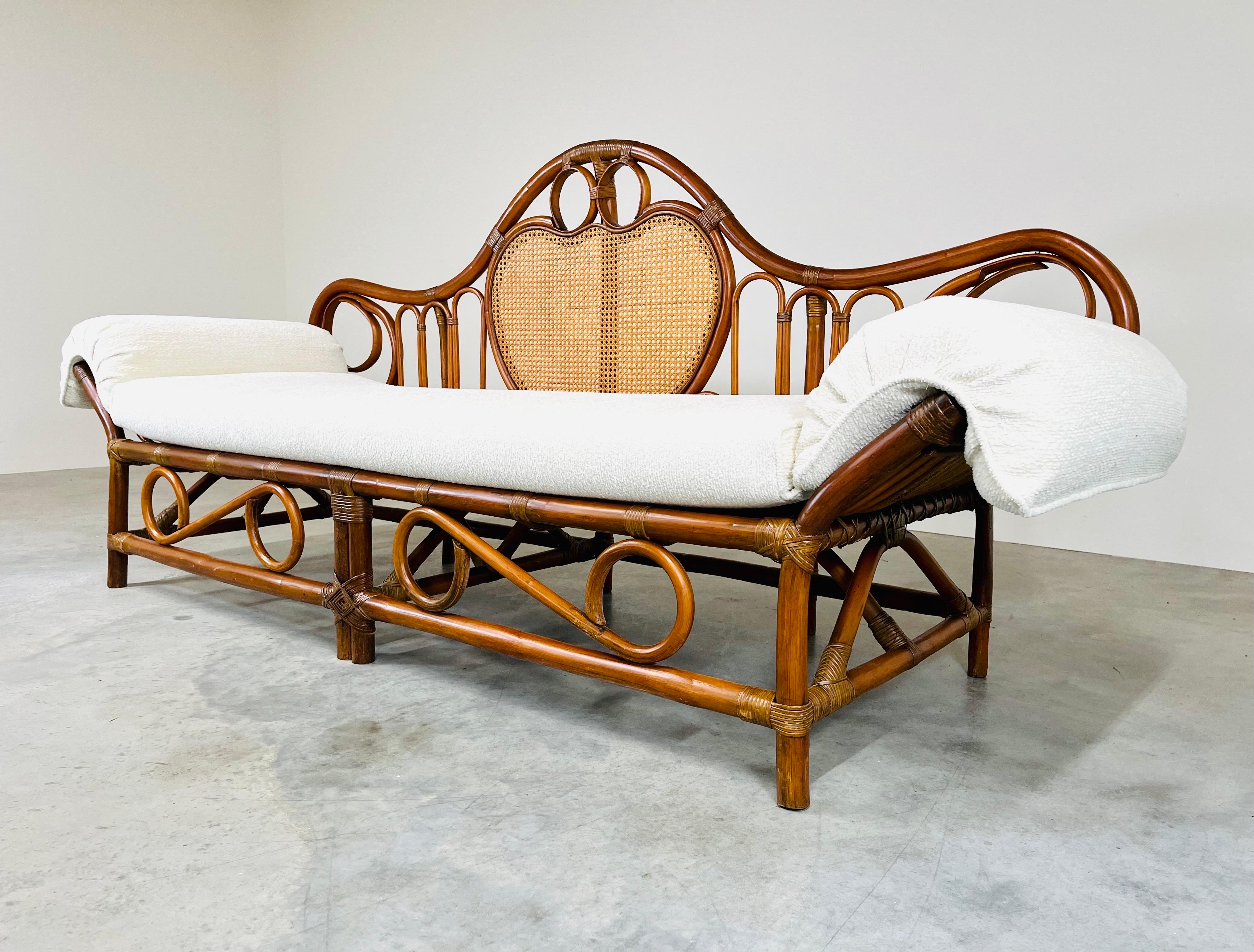 Mid-Century Modern Sculptural Parisian Style Bamboo Daybed Chaise Attributed to Tommi Parzinger For Sale