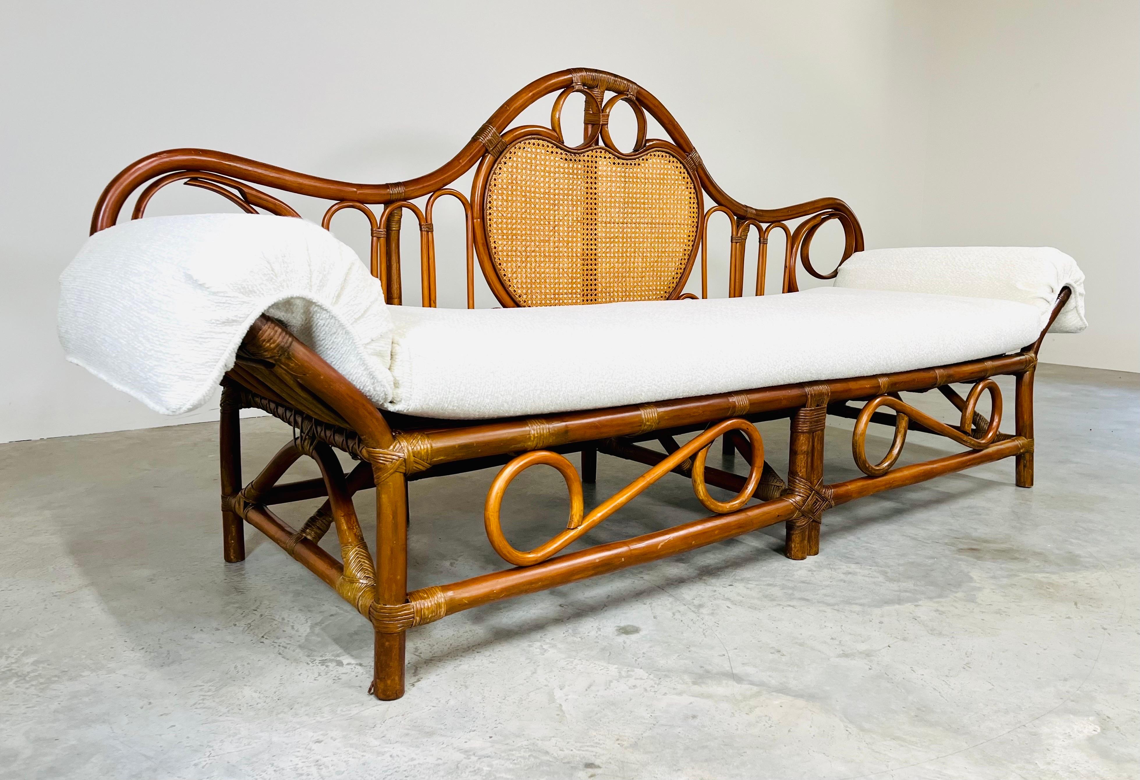 American Sculptural Parisian Style Bamboo Daybed Chaise Attributed to Tommi Parzinger For Sale
