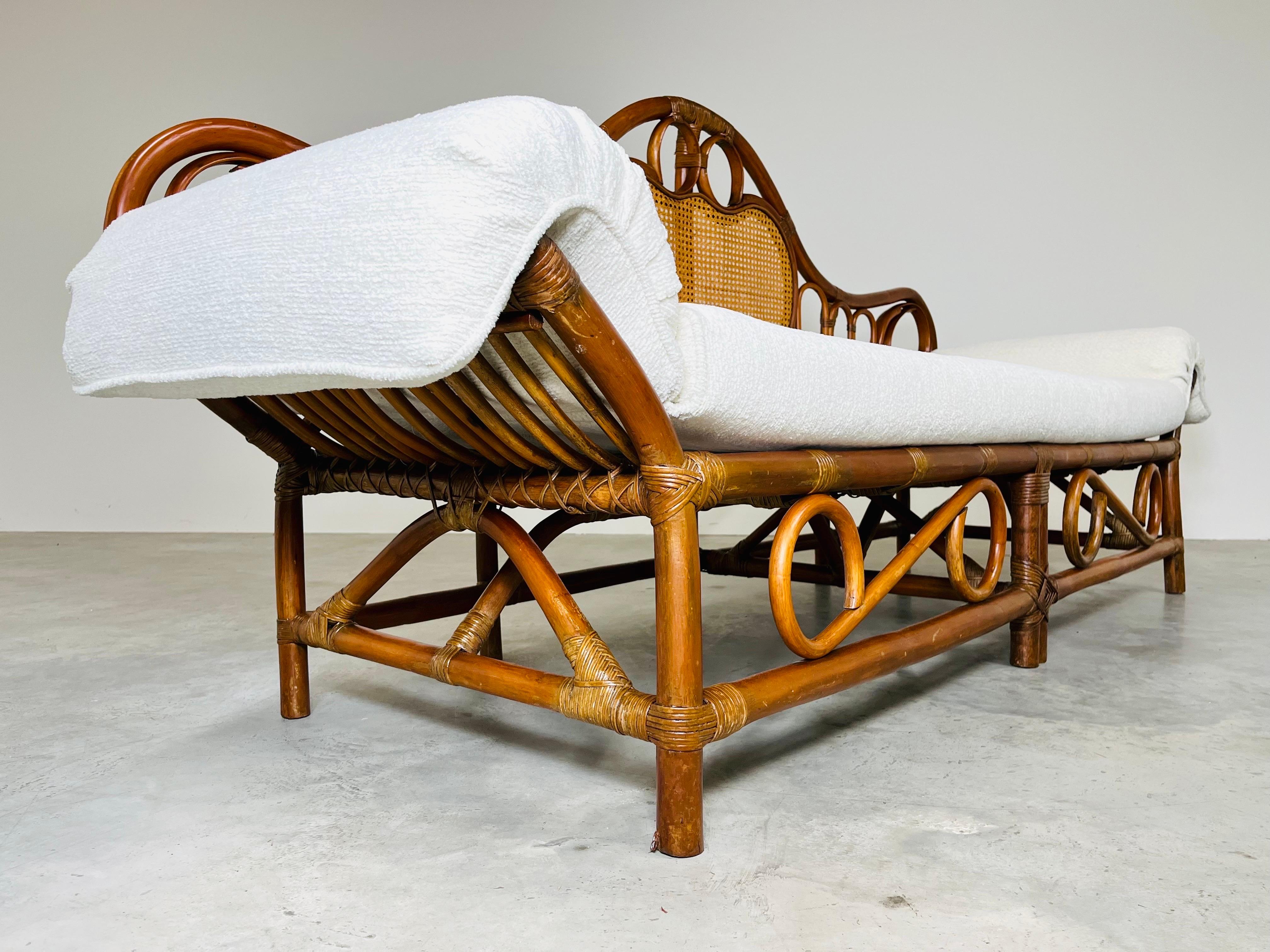 20th Century Sculptural Parisian Style Bamboo Daybed Chaise Attributed to Tommi Parzinger For Sale