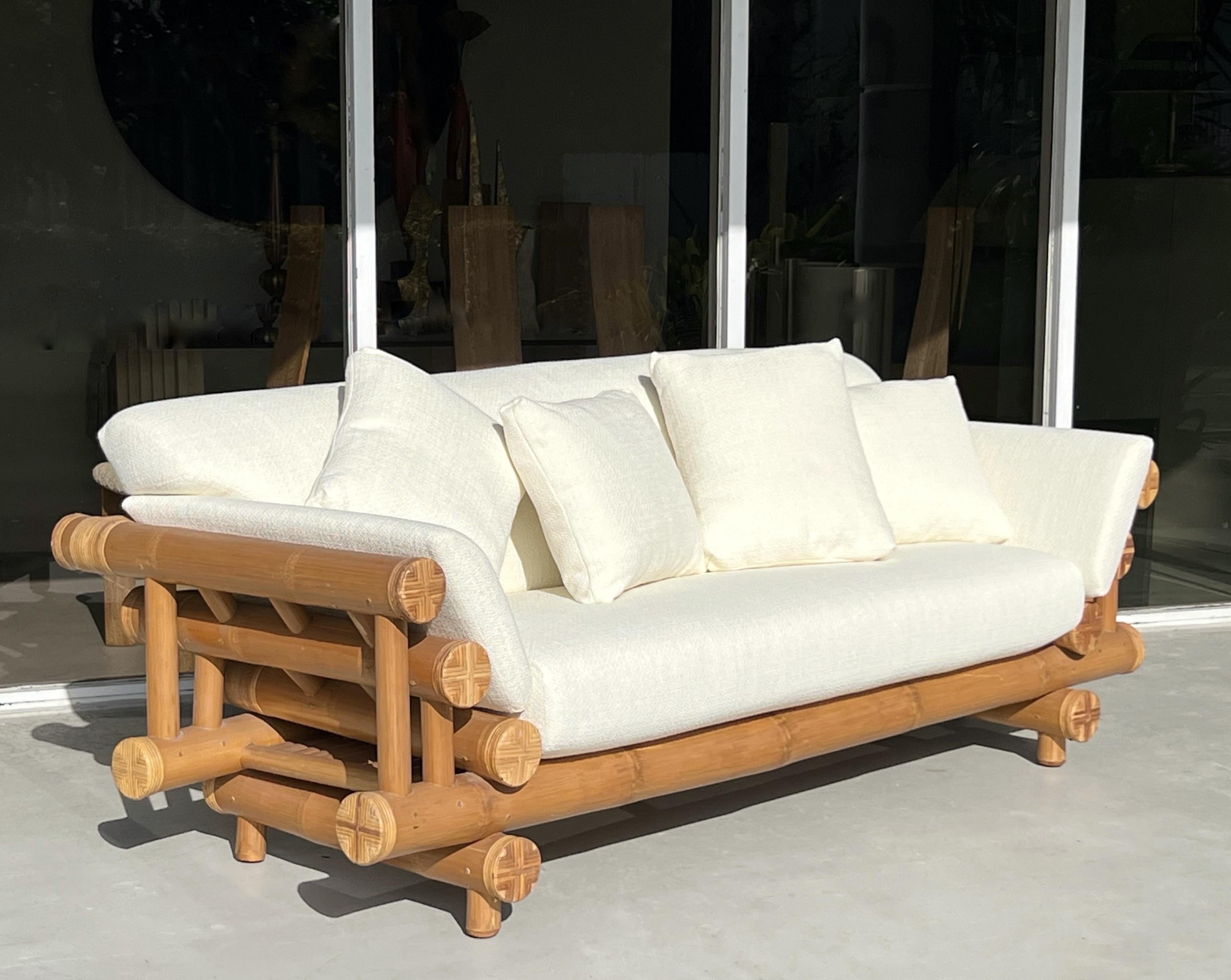 Sculptural Bamboo Rattan Sofa 1970s In Good Condition For Sale In Miami, FL