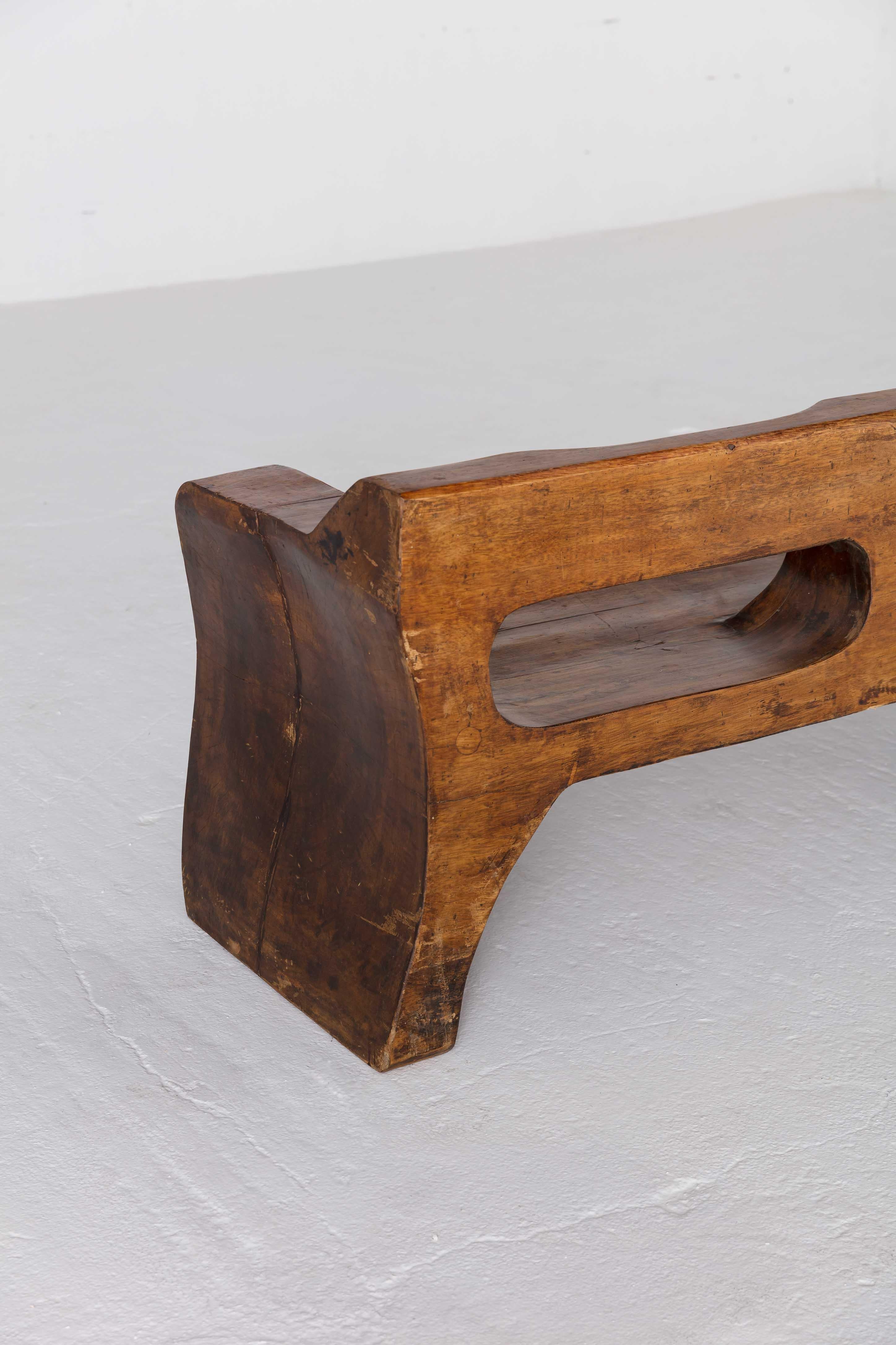 Sculptural bench by Jose Zanine Caldas For Sale 3