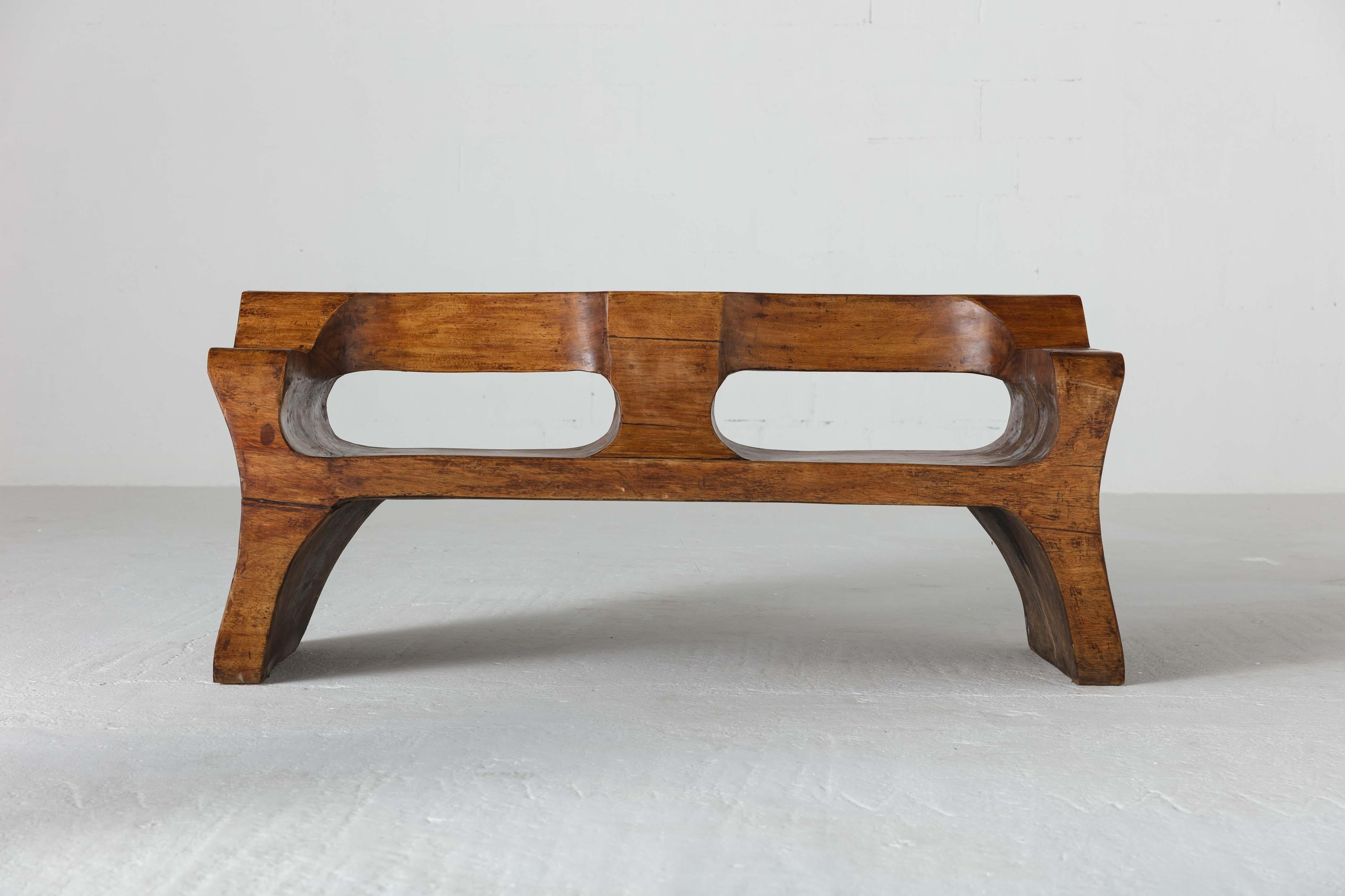 Mid-Century Modern Sculptural bench by Jose Zanine Caldas For Sale