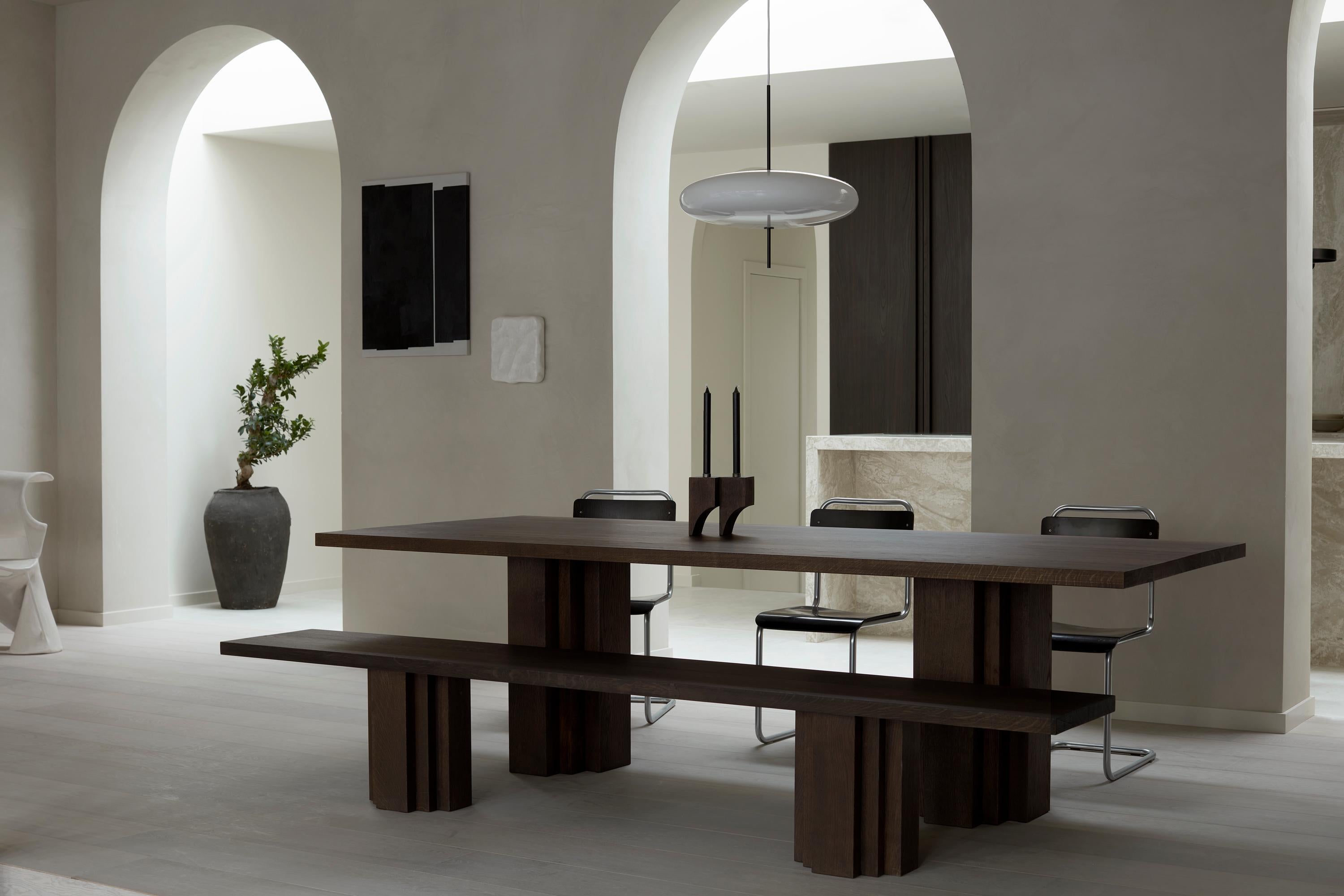 Sculptural Bench in Solid European Dark Brown Oak - Brut by Mokko en venta 2