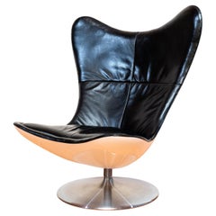 Silla giratoria escultural de cuero negro de Terence Conran Glove Chair Space
