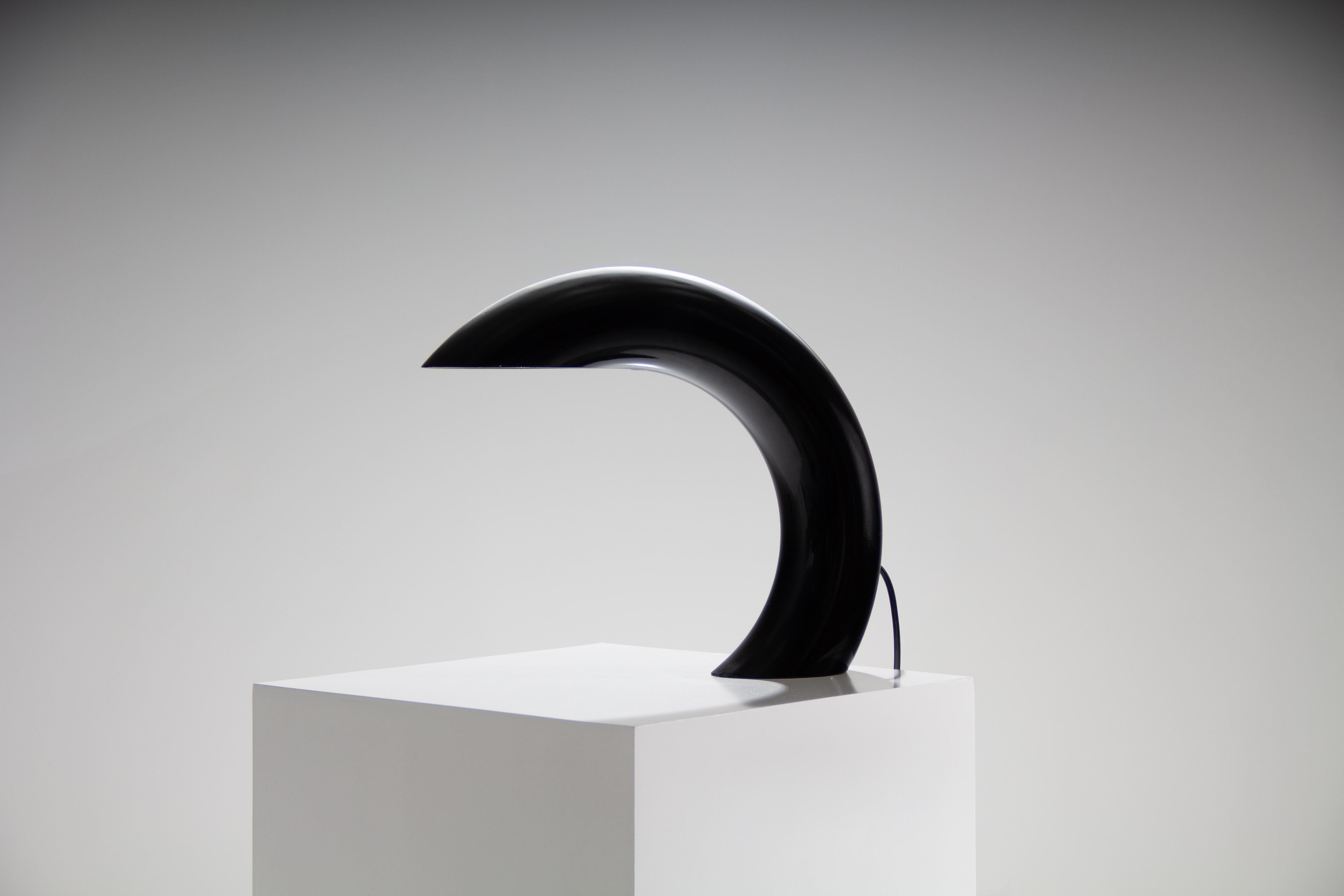 Table lamp by Georges Frydman, France 1960s

This sculptural table lamp designed by Georges Frydman is entrancing in its minimalistic and elemental shape. The geometrical lamp shape is formed from a single circular tube that is skillfully made of