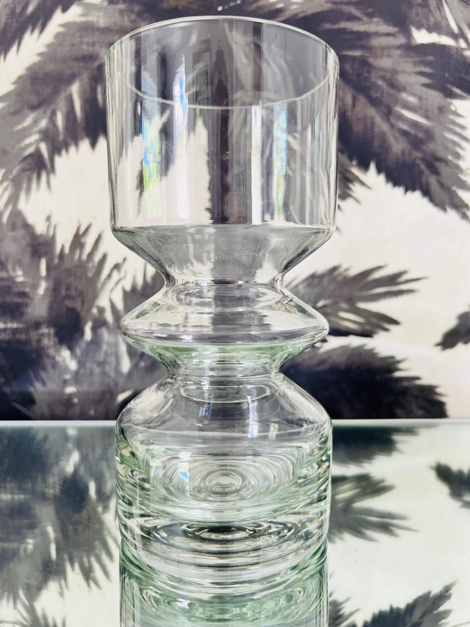 Finlandais Vase sculptural en verre soufflé de Riihimen Lasi Oy, Finlande, vers les années 1960 en vente