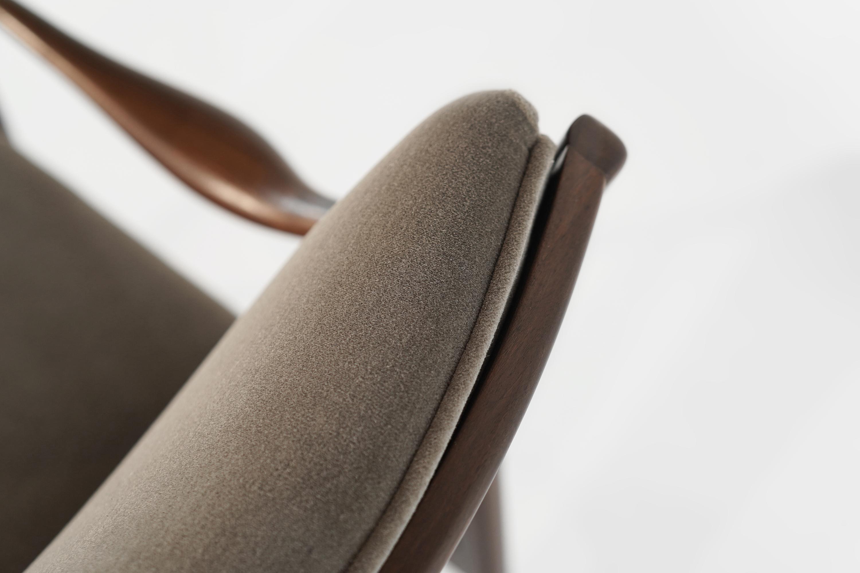 Sculptural Brass-Accented Lounge Chair, Jamestown Royal, 1950s 6