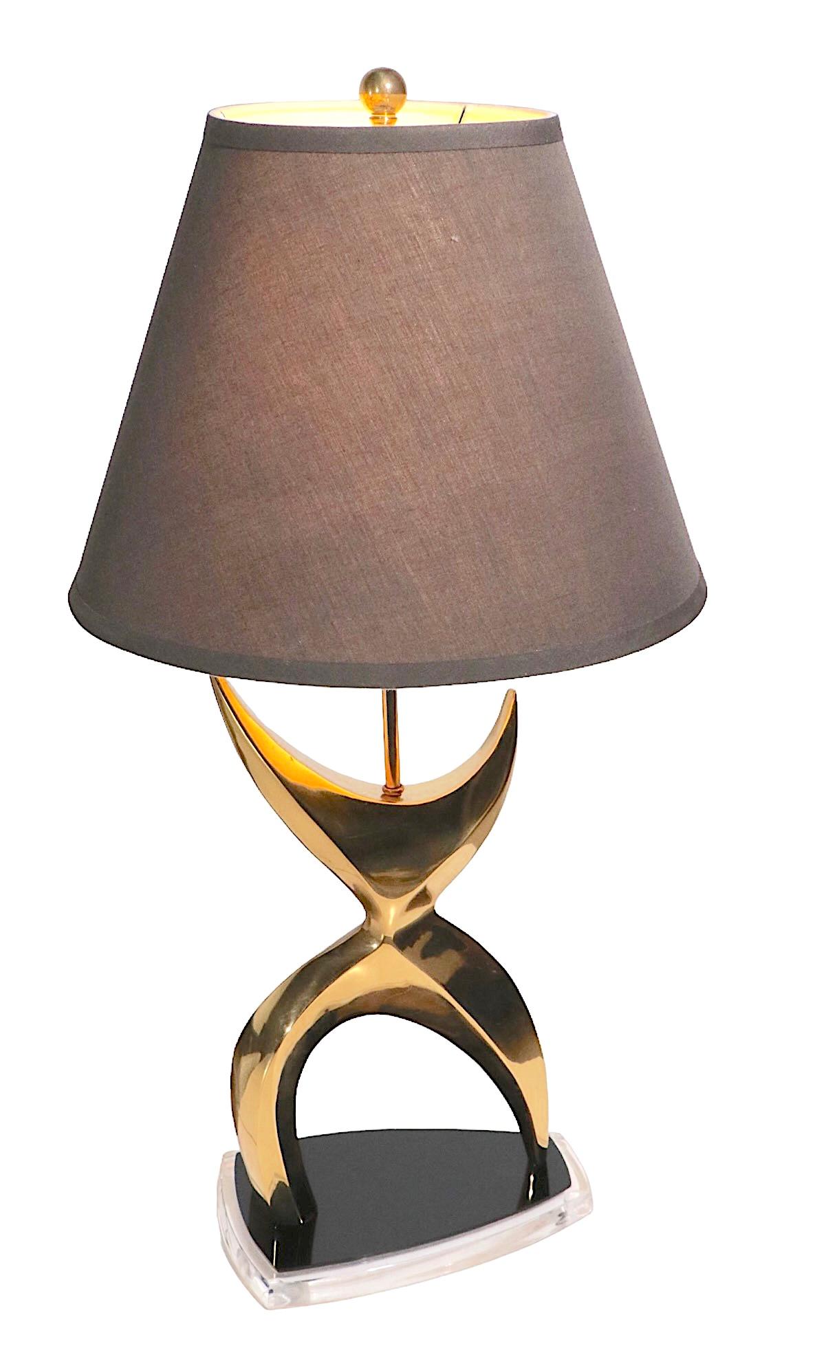 Sculptural Brass and Lucite Table Lamp, Ca. 1970's In Good Condition In New York, NY
