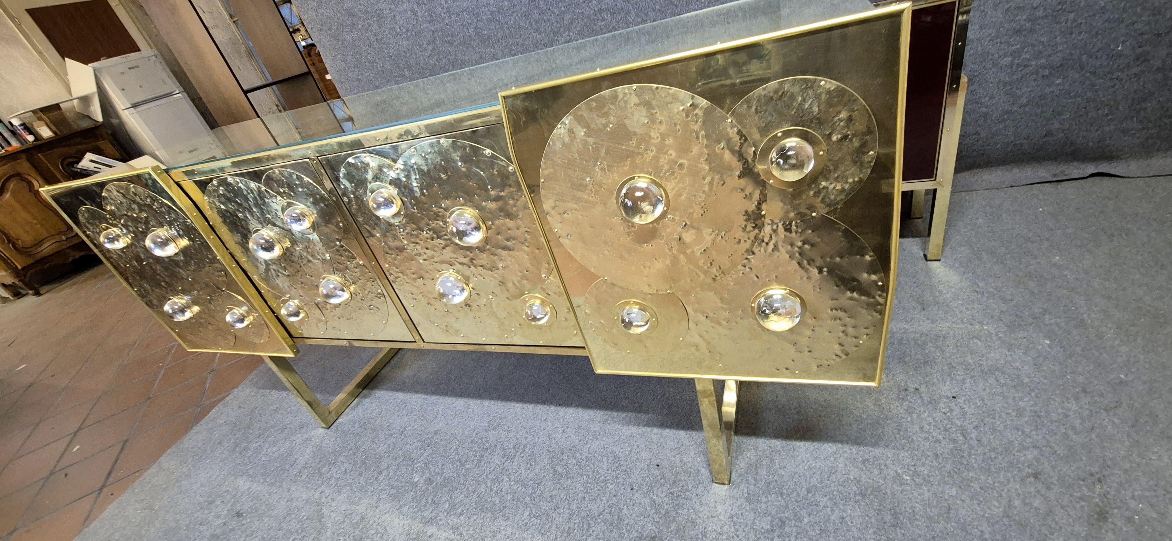 Buffet sculptural en laiton et verre de Murano par Justfurnituress, Italie sur mesure en vente 4