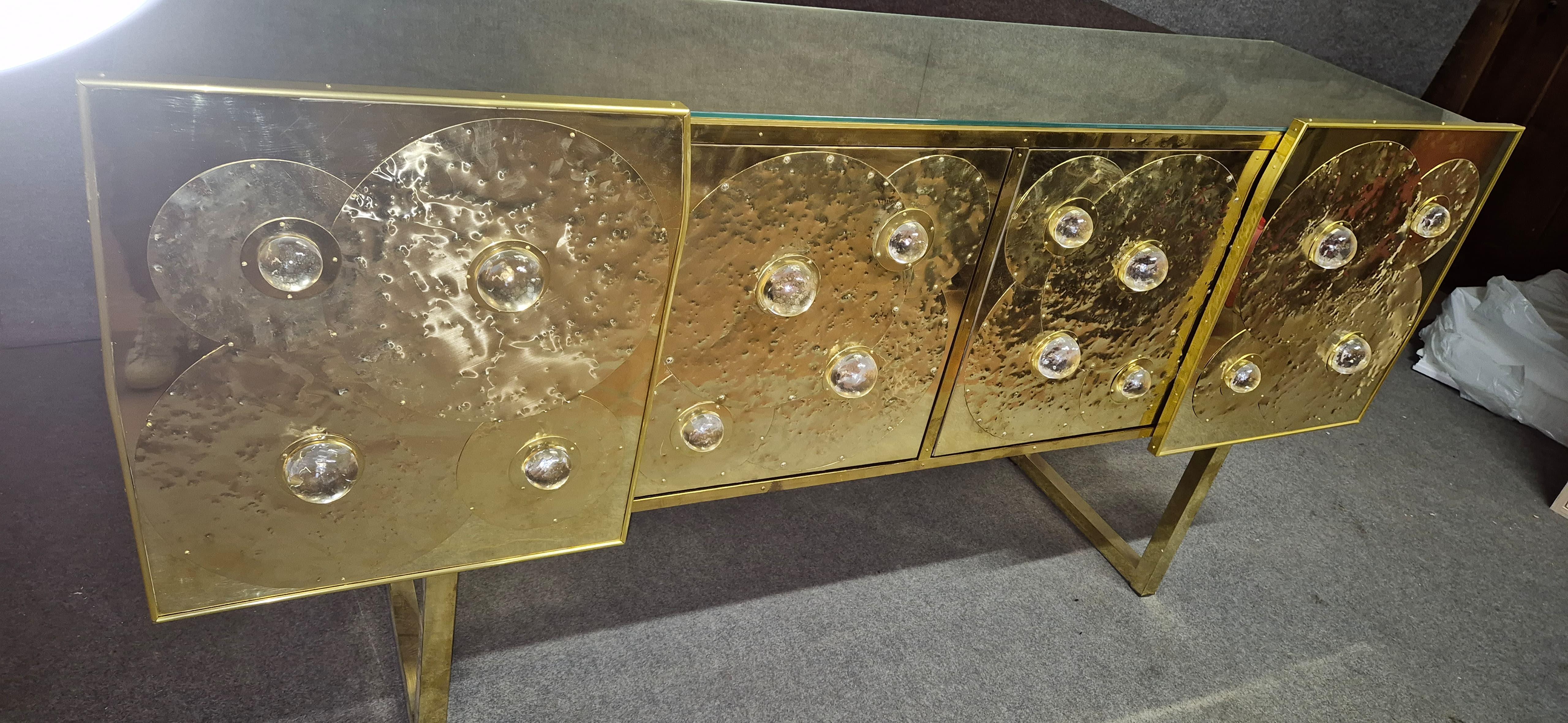 Buffet sculptural en laiton et verre de Murano par Justfurnituress, Italie sur mesure en vente 11