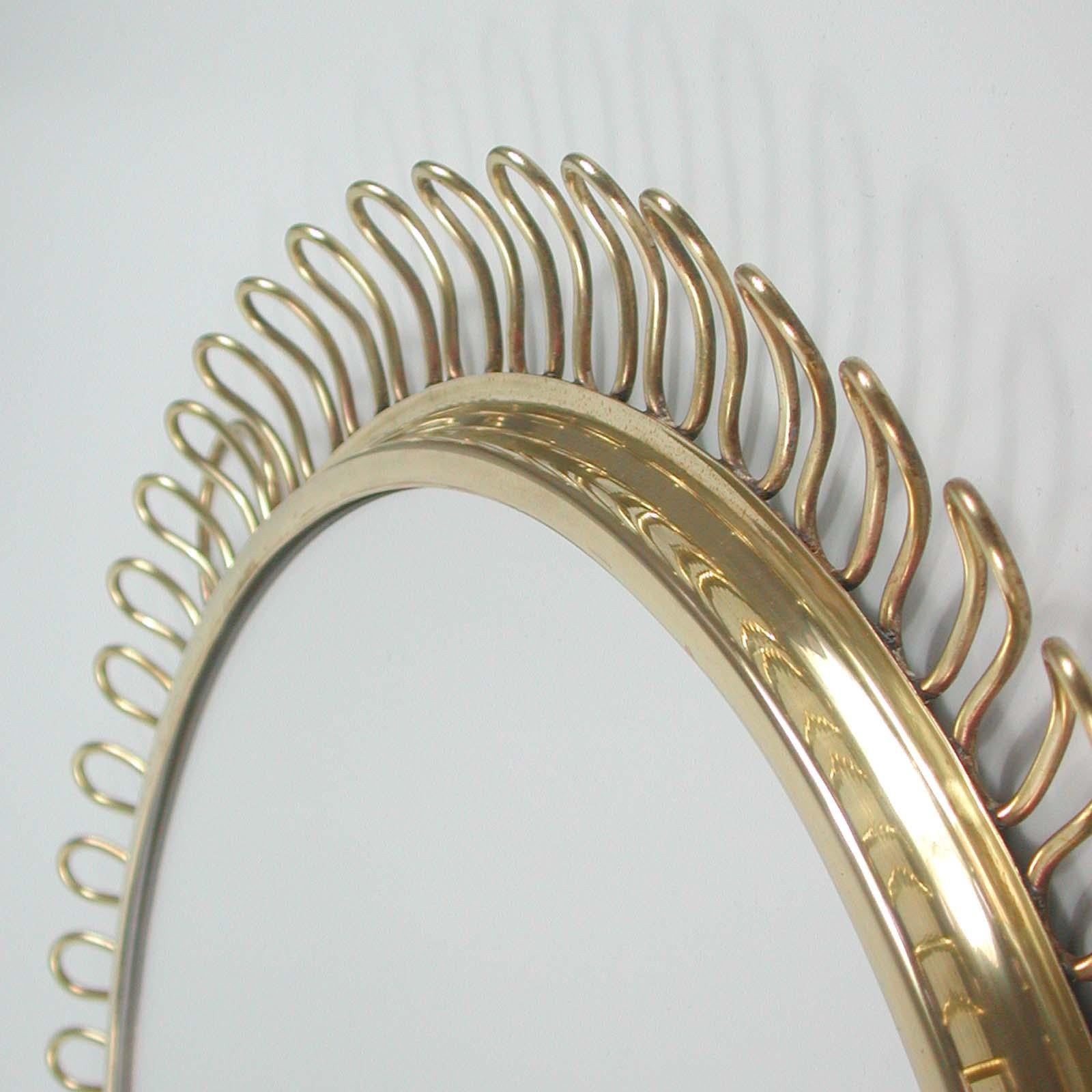 Sculptural Brass round Wall Mirror by Josef Frank Svenskt Tenn, Sweden, 1950s 4