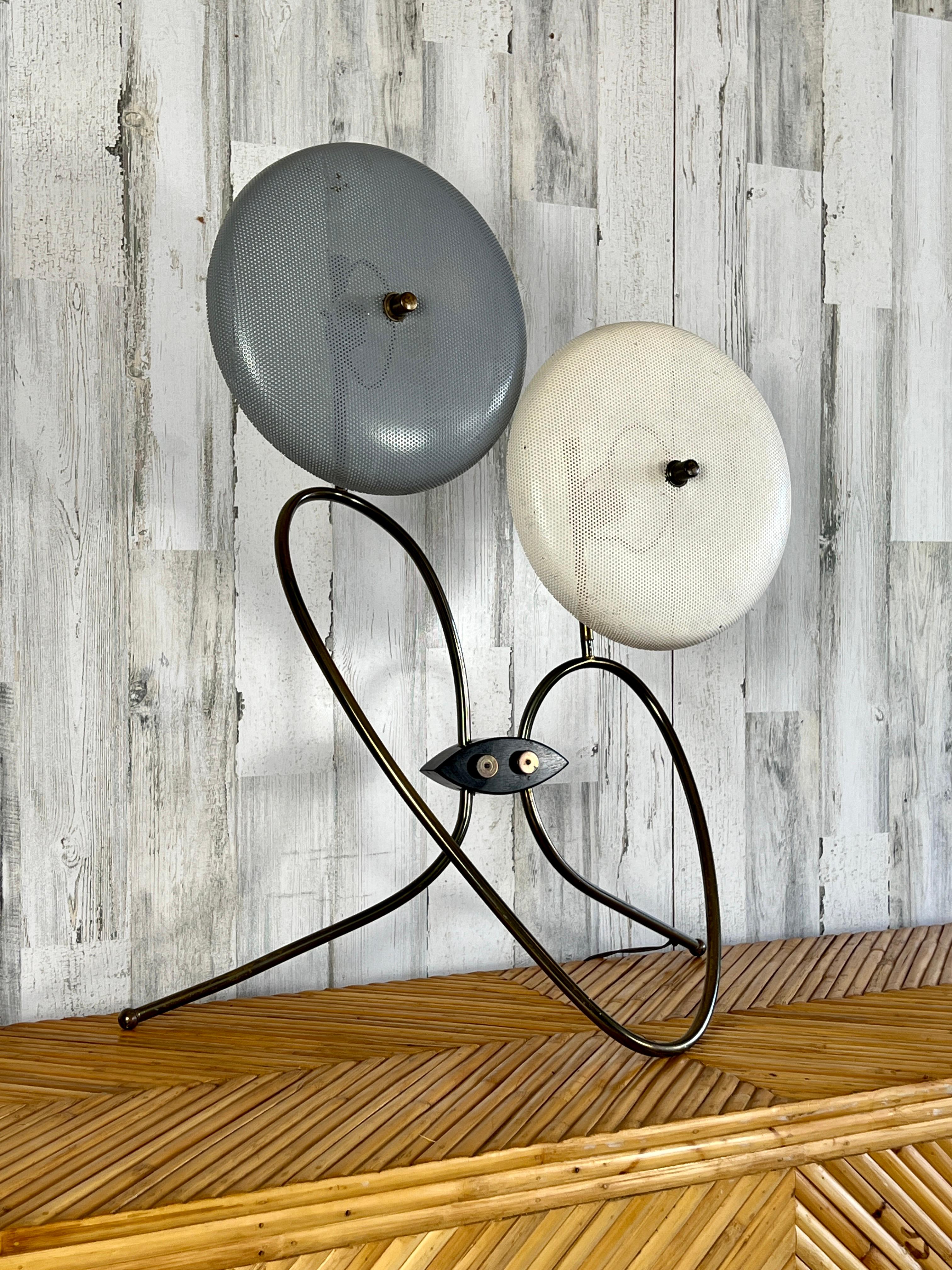 Mid-Century Modern Sculptural Brass Table Lamp For Sale