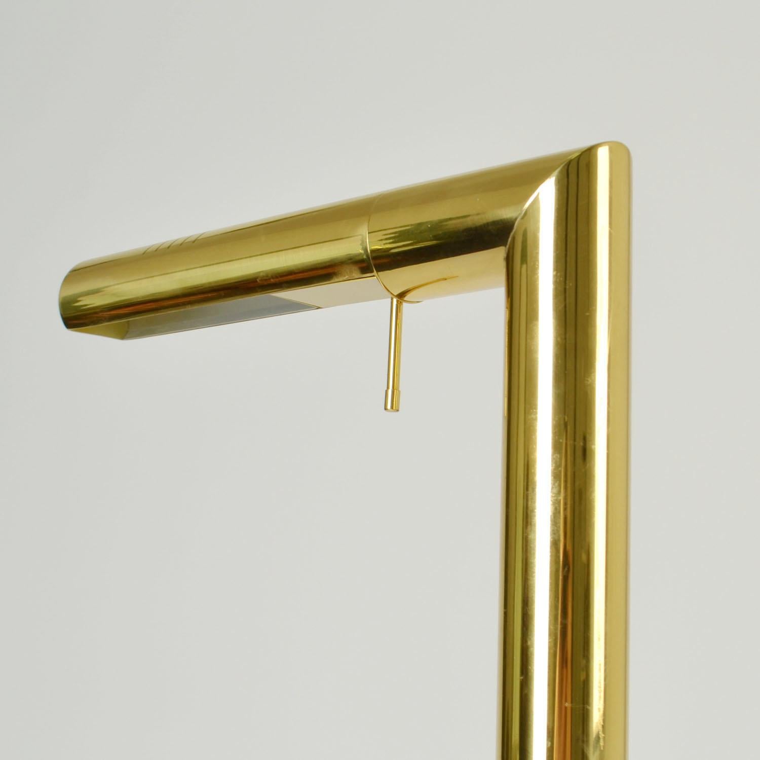 Sculptural Brass Tubular Table Lamp on Pyramide Foot 2