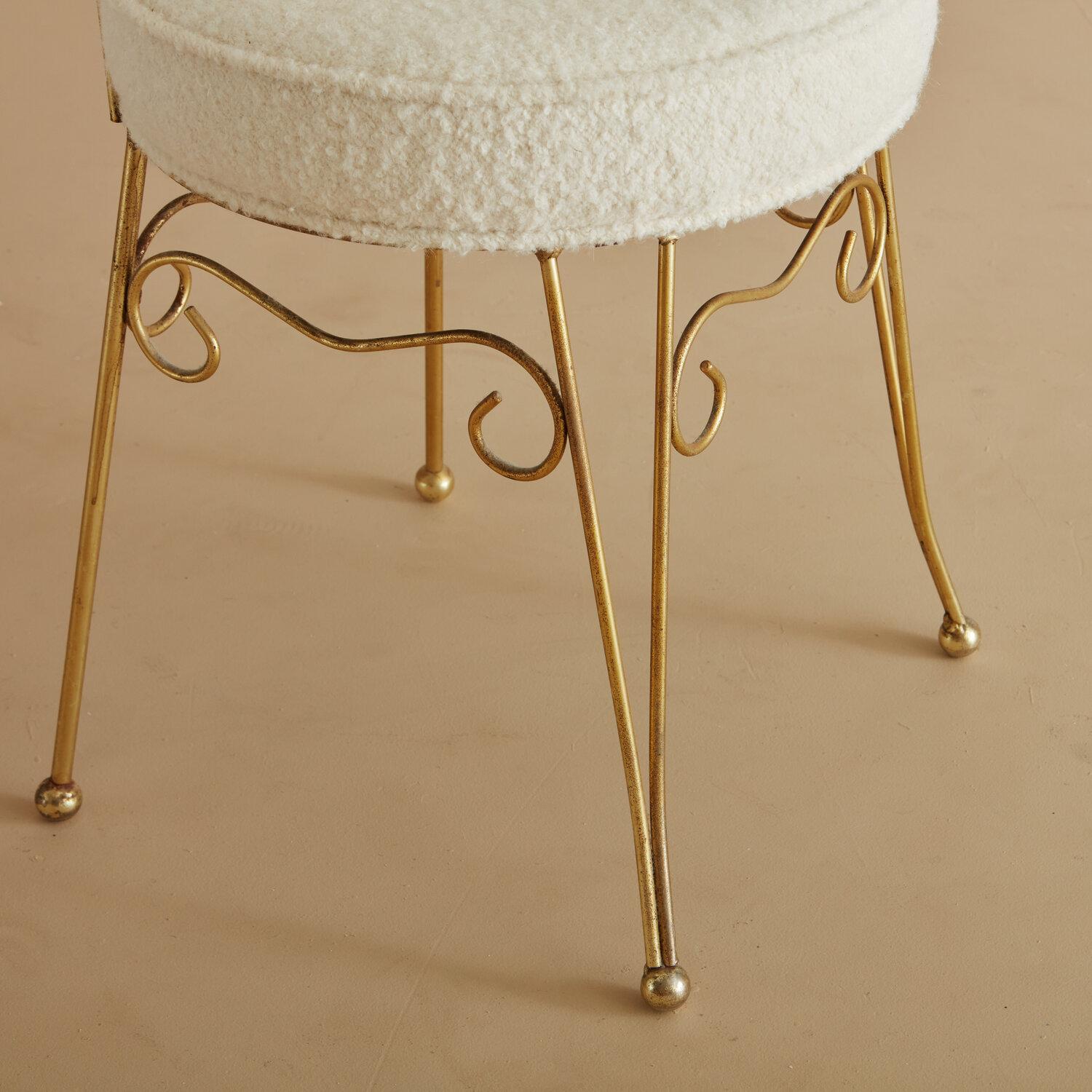 Mid-Century Modern Sculptural Brass Vanity Chair in Ivory Boucle
