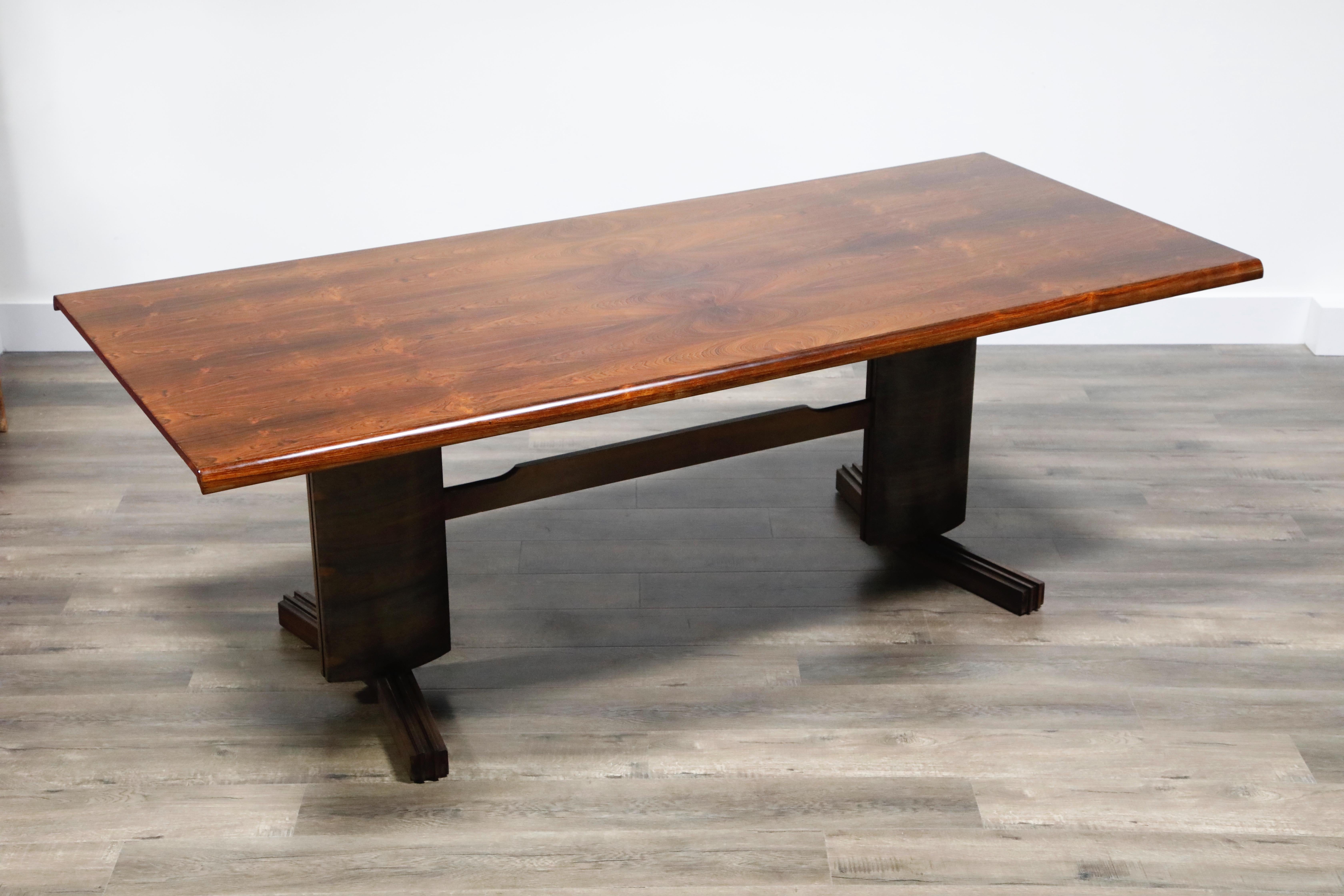 Sculptural Brazilian Rosewood Dining Table by Novo Rumo, Brazil, 1960s  In Excellent Condition In Los Angeles, CA