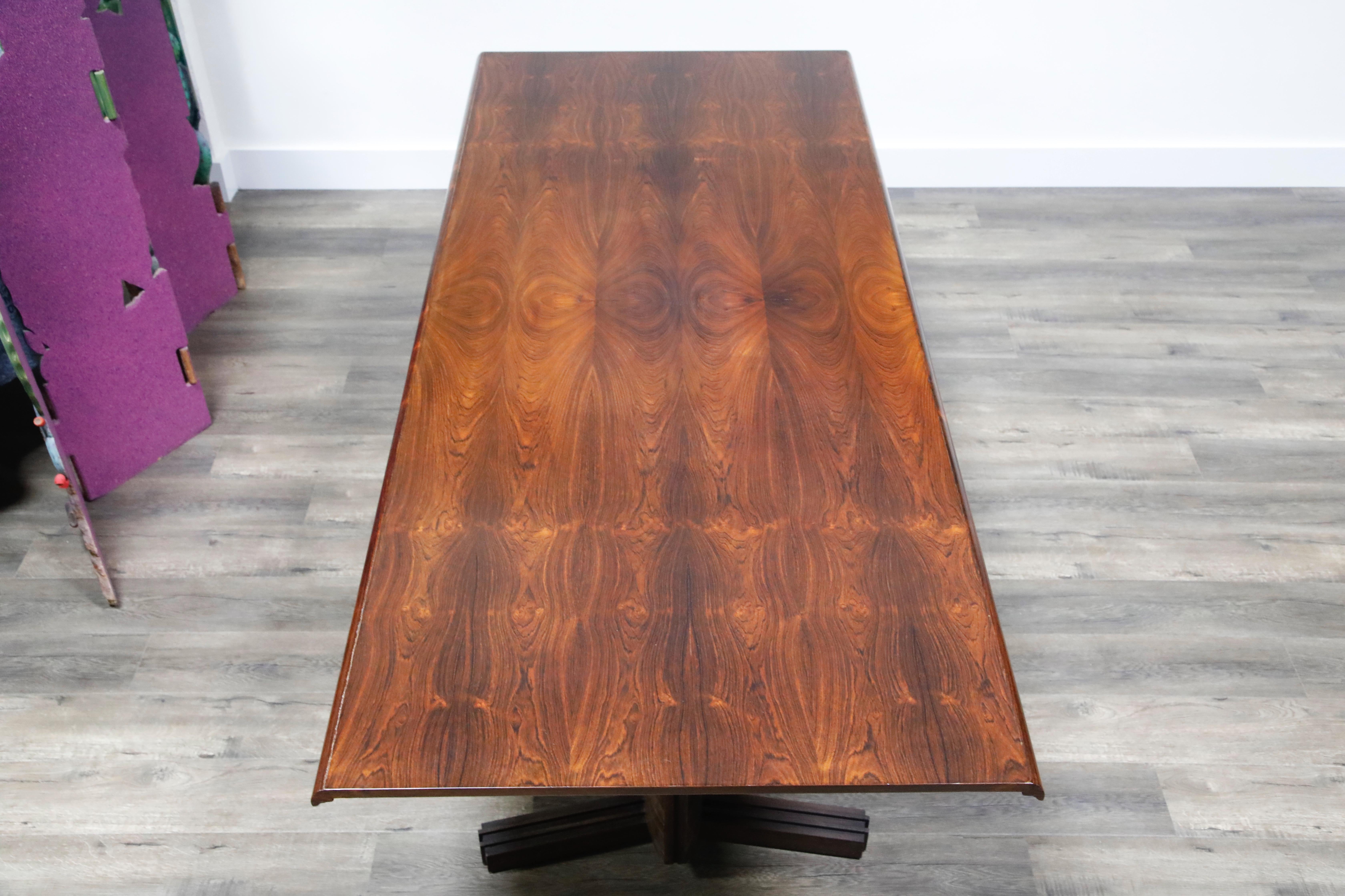 Sculptural Brazilian Rosewood Dining Table by Novo Rumo, Brazil, 1960s  2
