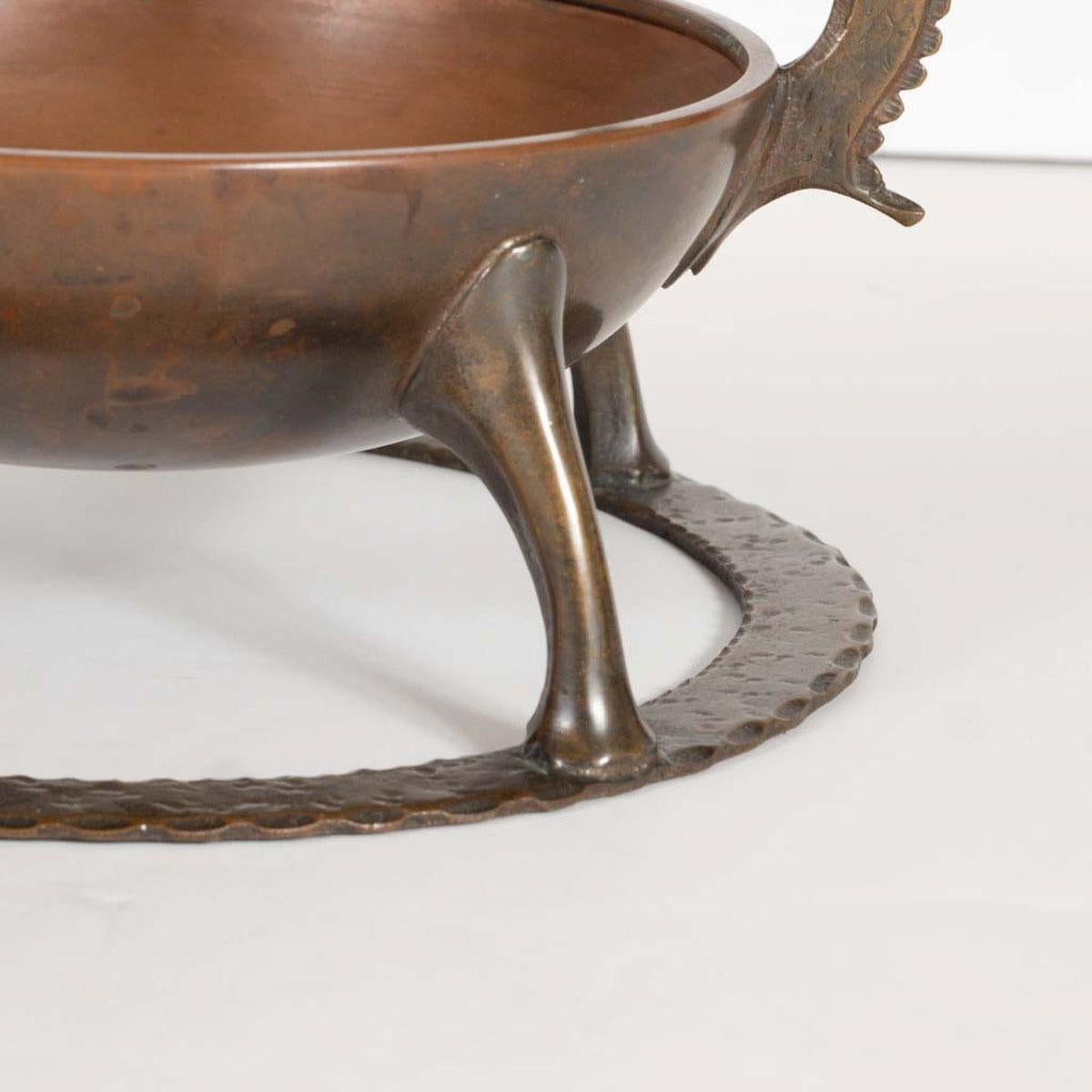 Cenicero escultórico de bronce de Oscar Bach en Bueno estado para la venta en Tarrytown, NY