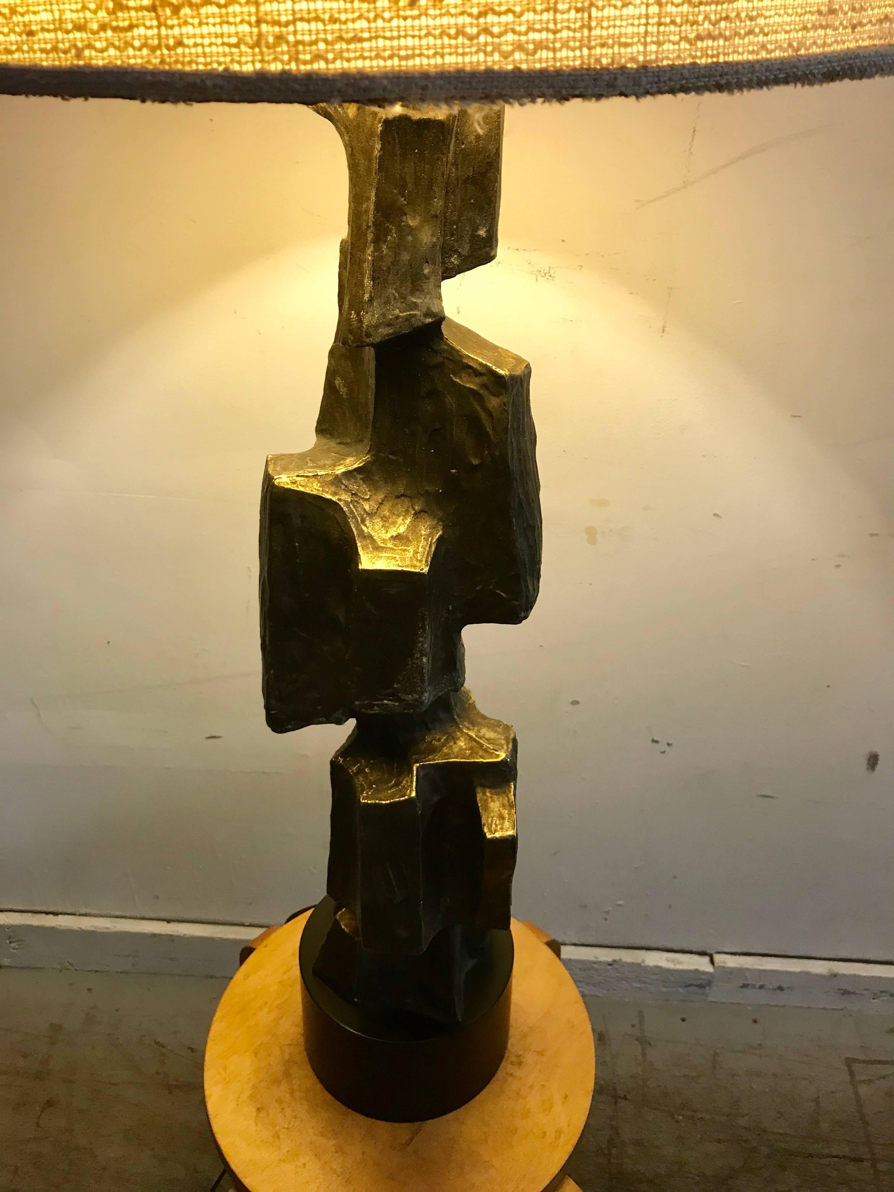 Sculptural Bronze Brutalist Table Lamp, Maurizio Tempestini Laurel In Excellent Condition In Buffalo, NY