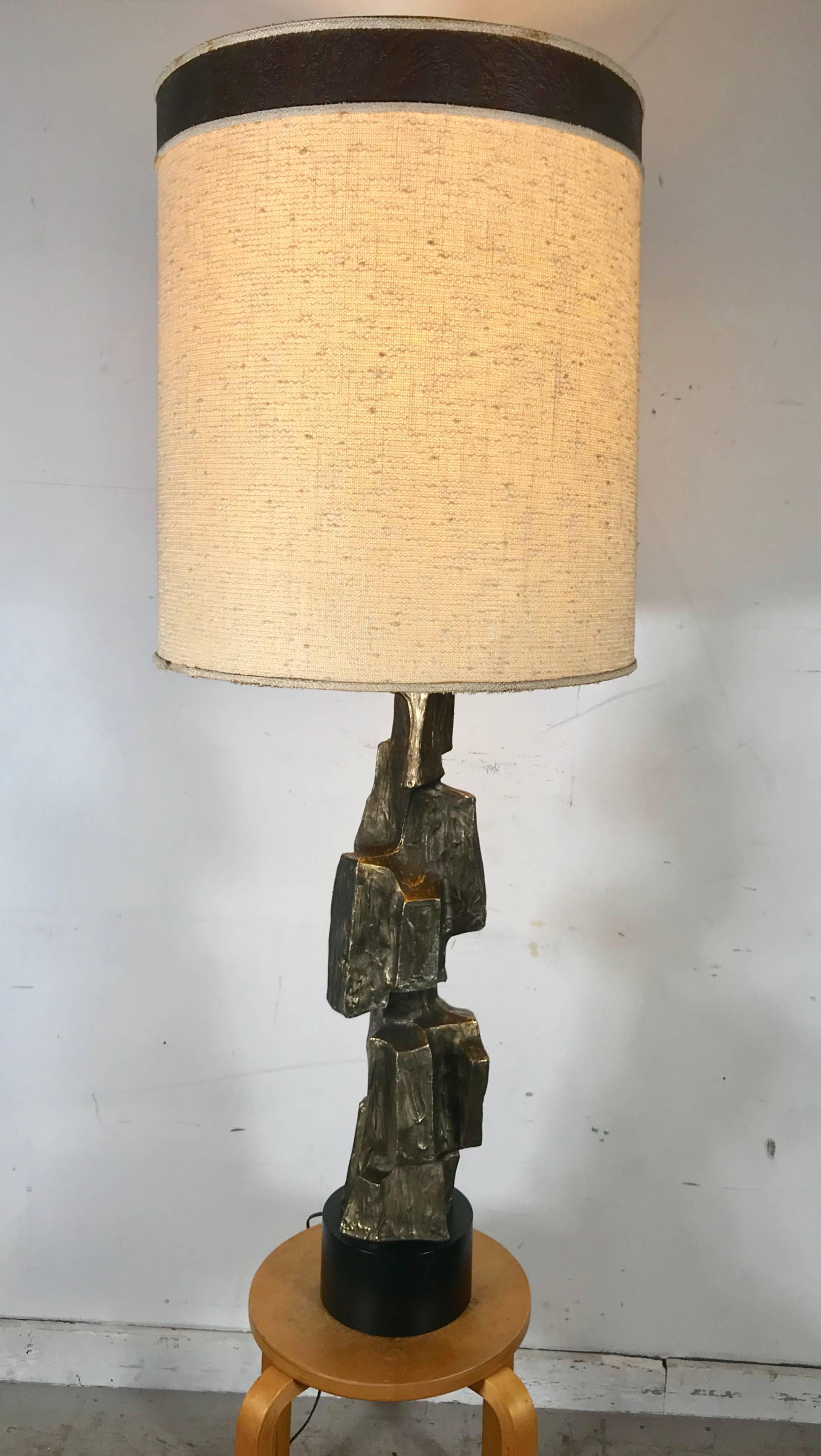 Sculptural Bronze Brutalist Table Lamp, Maurizio Tempestini Laurel 1