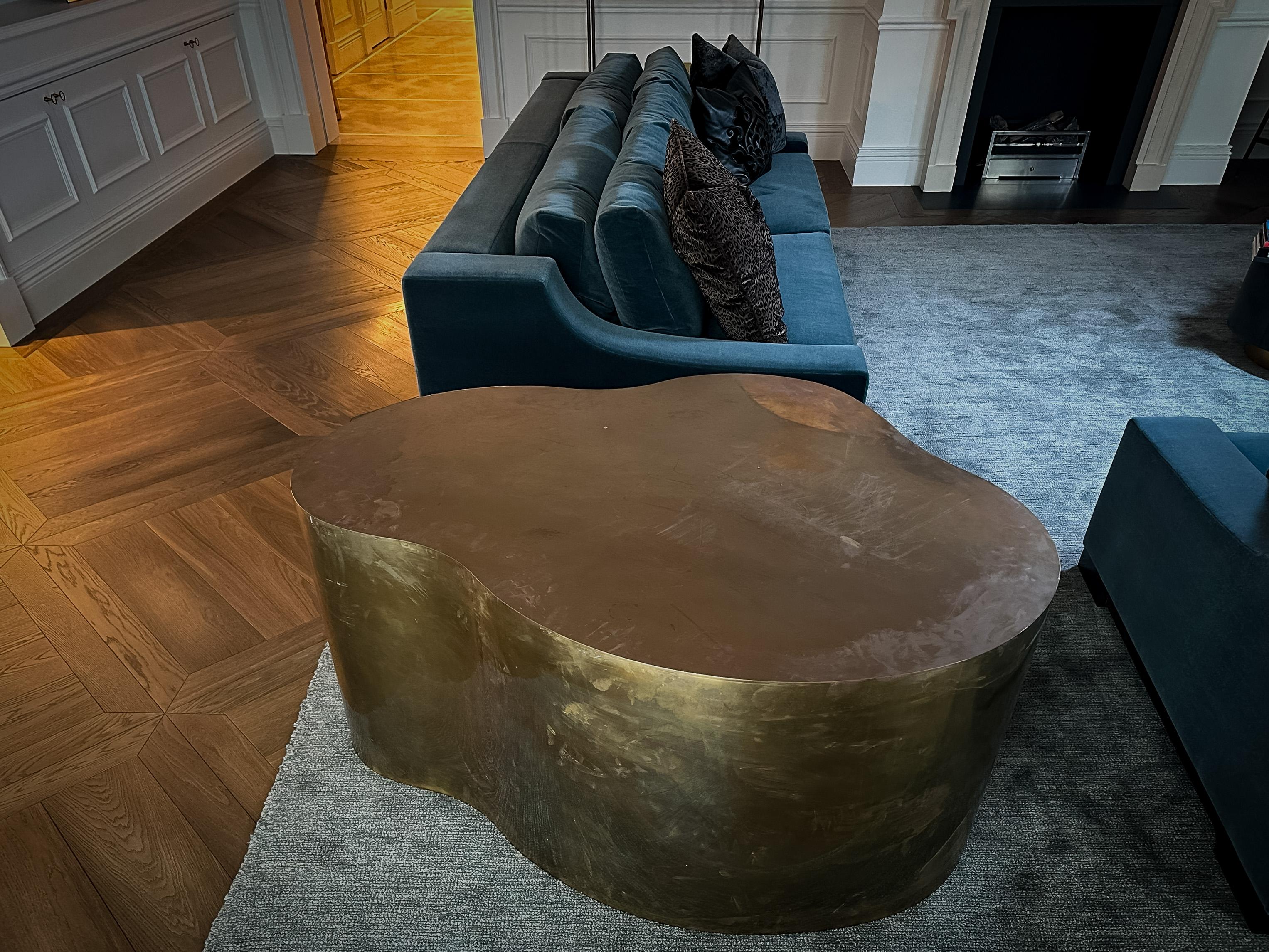 Sculptural Bronze Metal Freeform Side Table c. 1980s For Sale 1