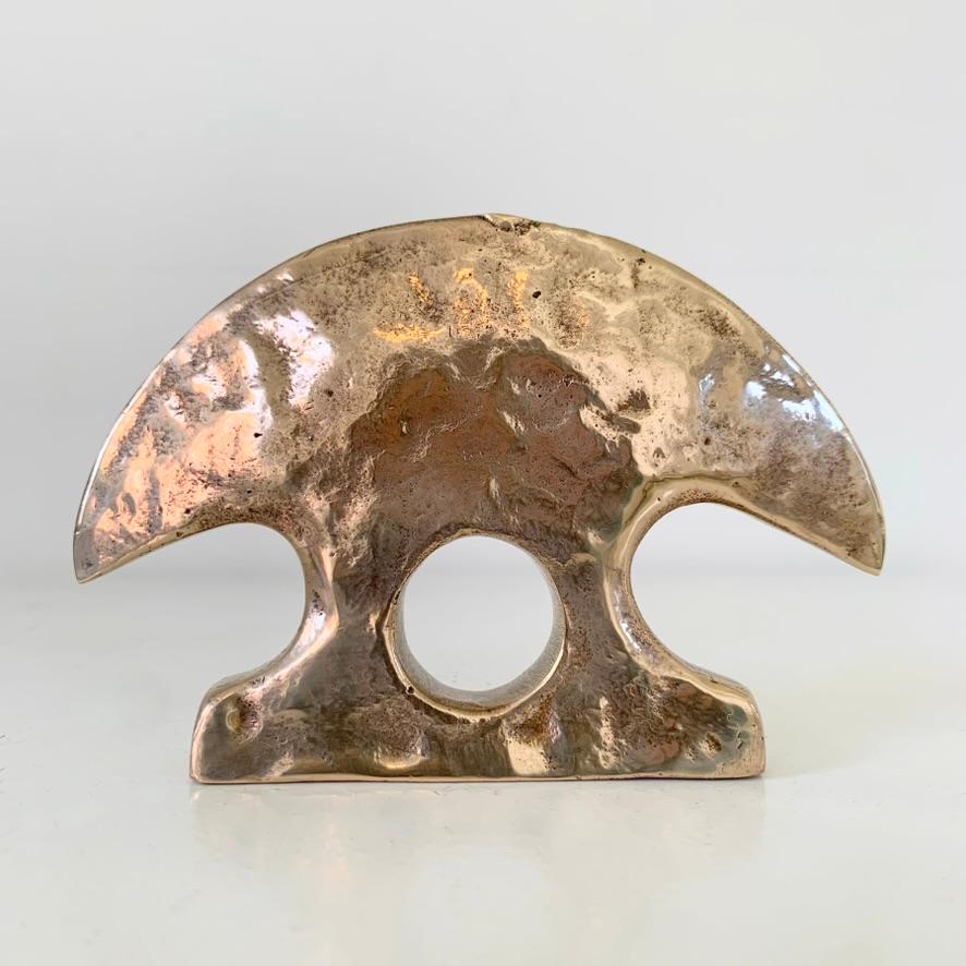 Sculptural decorative paperweight, circa 1970, France.
Gilded bronze.
Dimensions: 11 cm W, 8 cm H, 2 cm D.
Good condition.
All purchases are covered by our Buyer Protection Guarantee.
This item can be returned within 7 days of delivery.
We ship