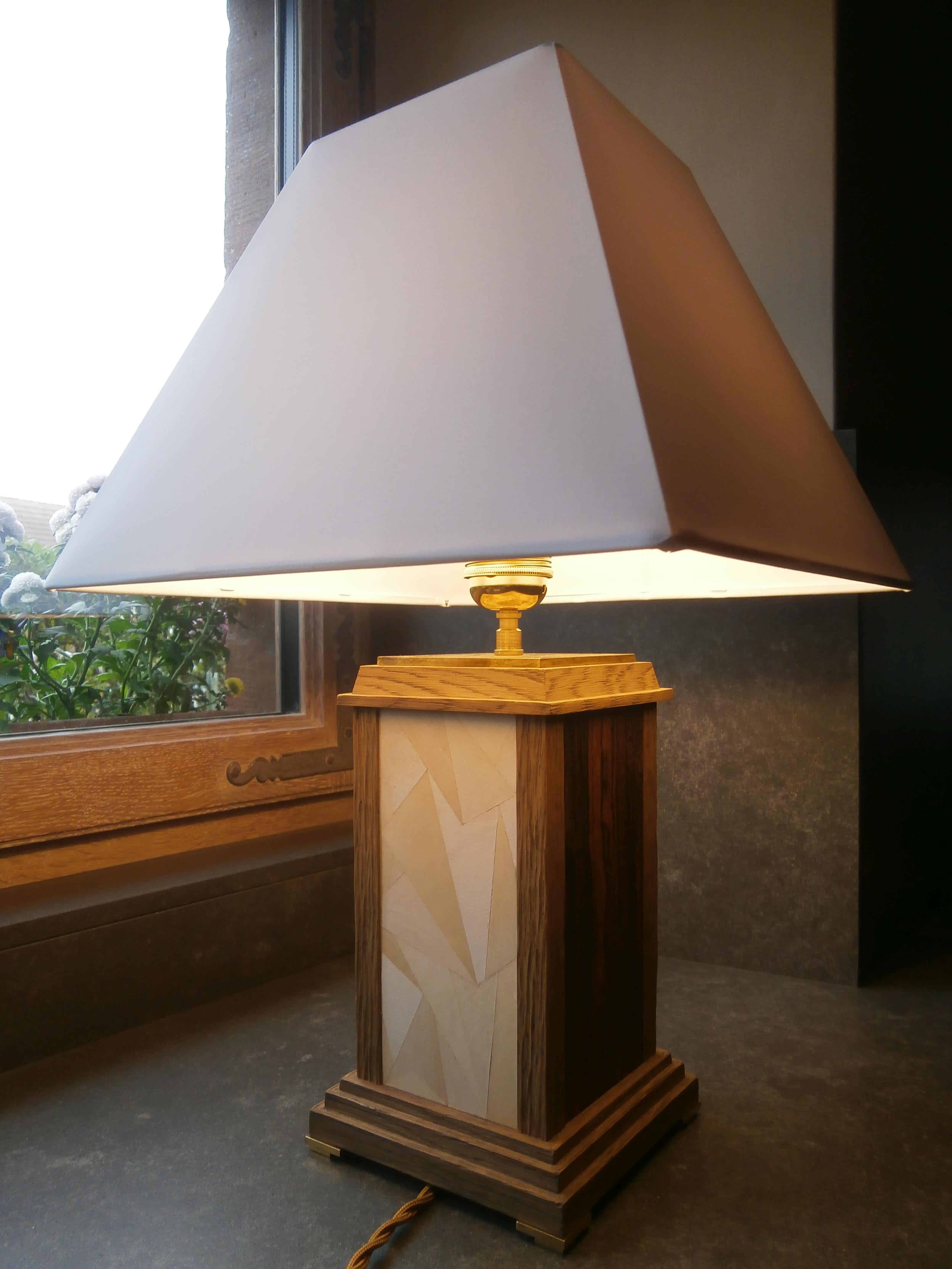 Lampe de table sculpturale en bronze en vente 3