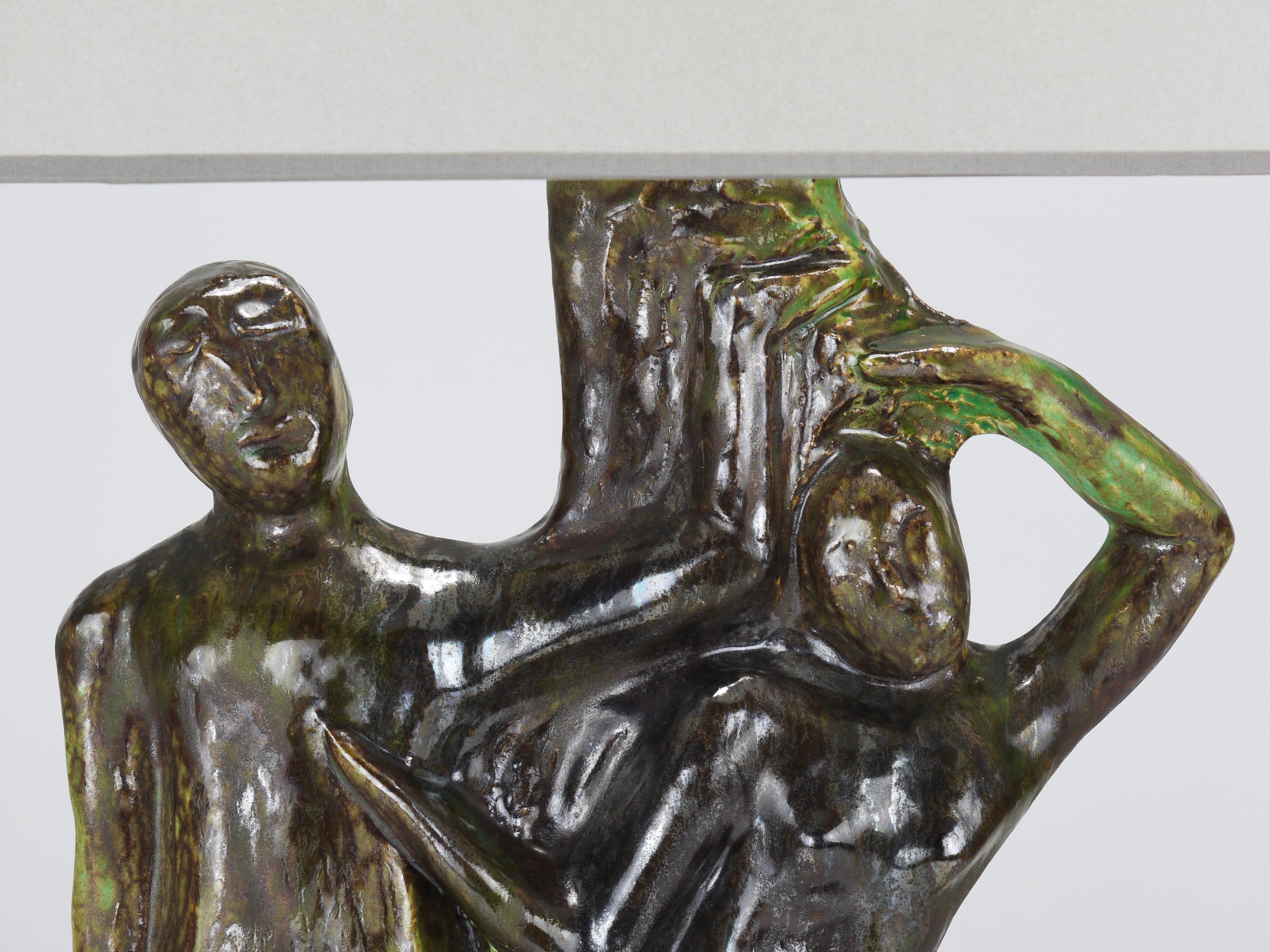 Glazed Sculptural Brutalist Art Table Lamp “Man and Woman by a Tree”, Italy, 1970s For Sale