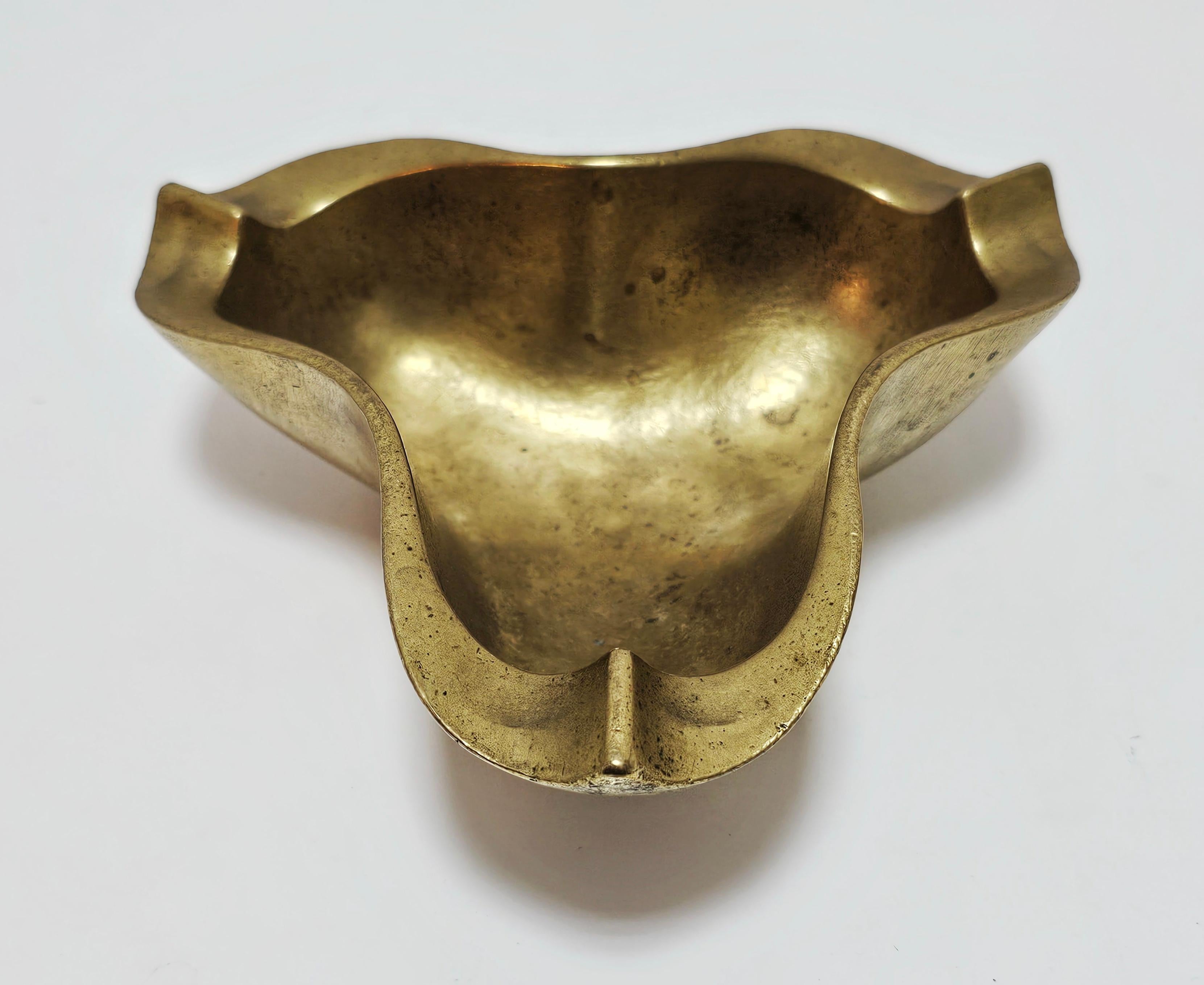 Sculptural Brutalist Bronze Cigar Ashtray designed by Heinz Goll, Austria 1960s In Good Condition For Sale In Beograd, RS