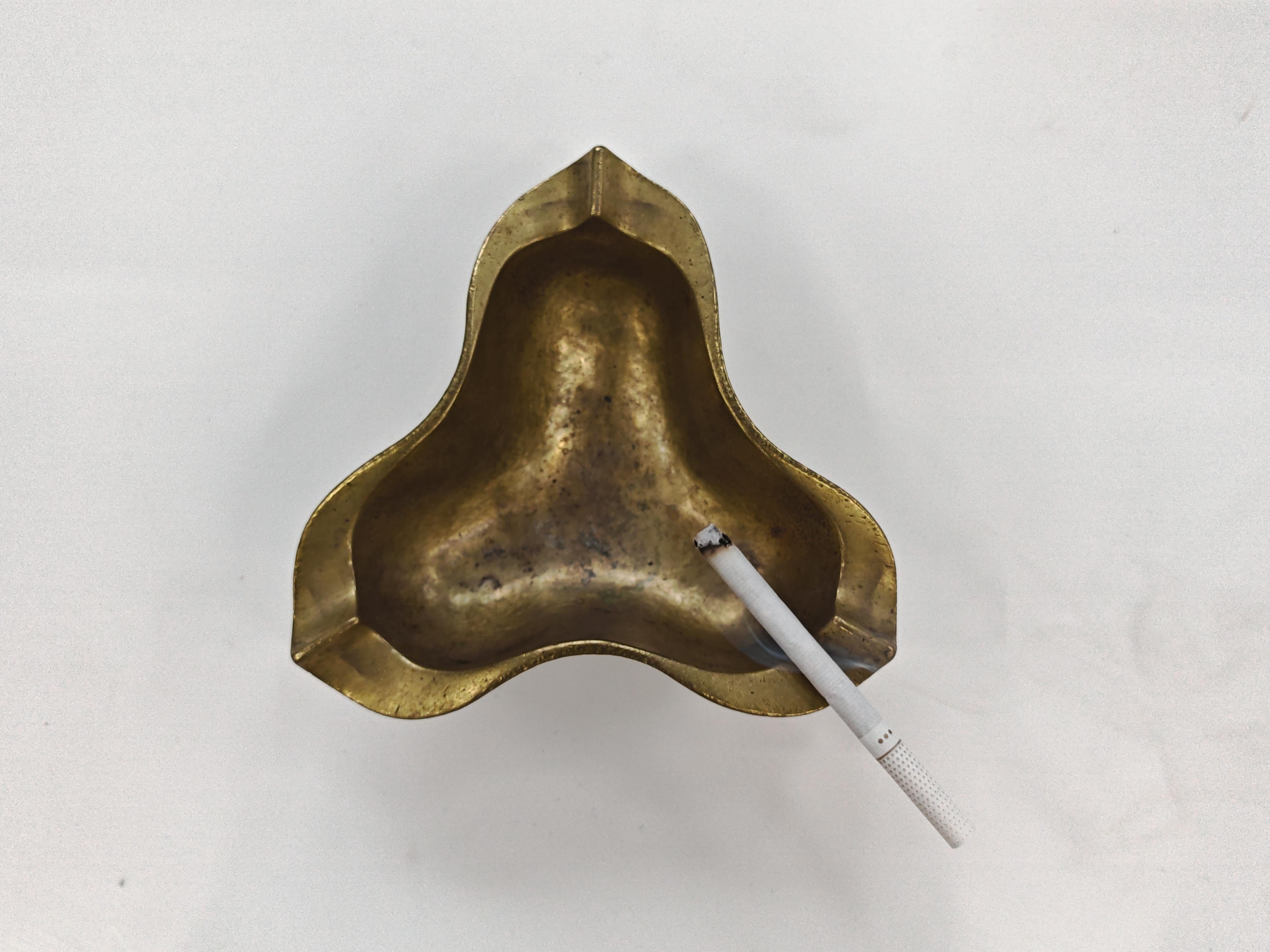 Skulpturaler brutalistischer Bronze-Zigarrenaschenbecher aus Bronze, entworfen von Heinz Goll, Österreich 1960er Jahre im Angebot 3