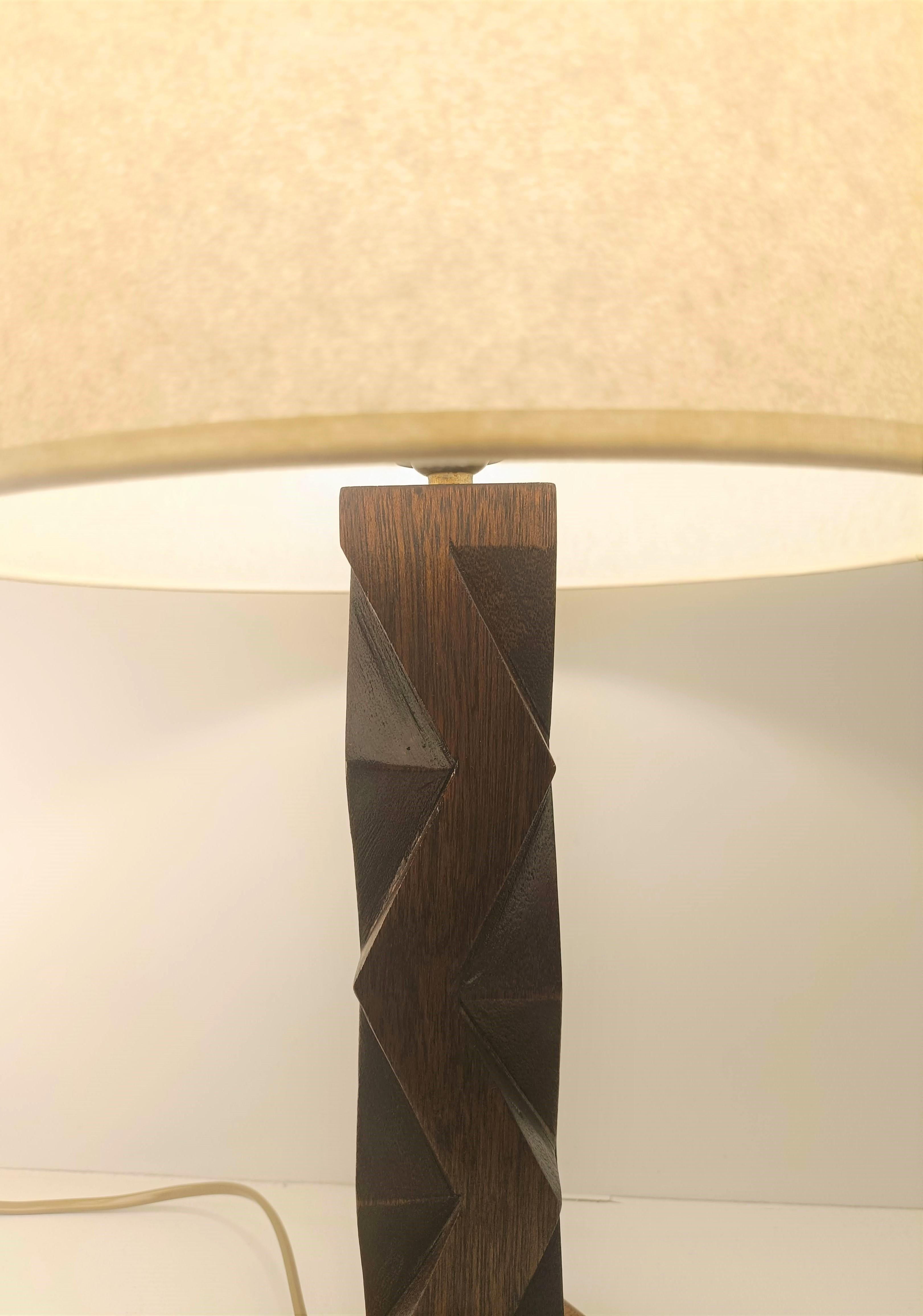 Sculptural Brutalist French Wood Lamp circa 1950 like Constantin Brancusi For Sale 5