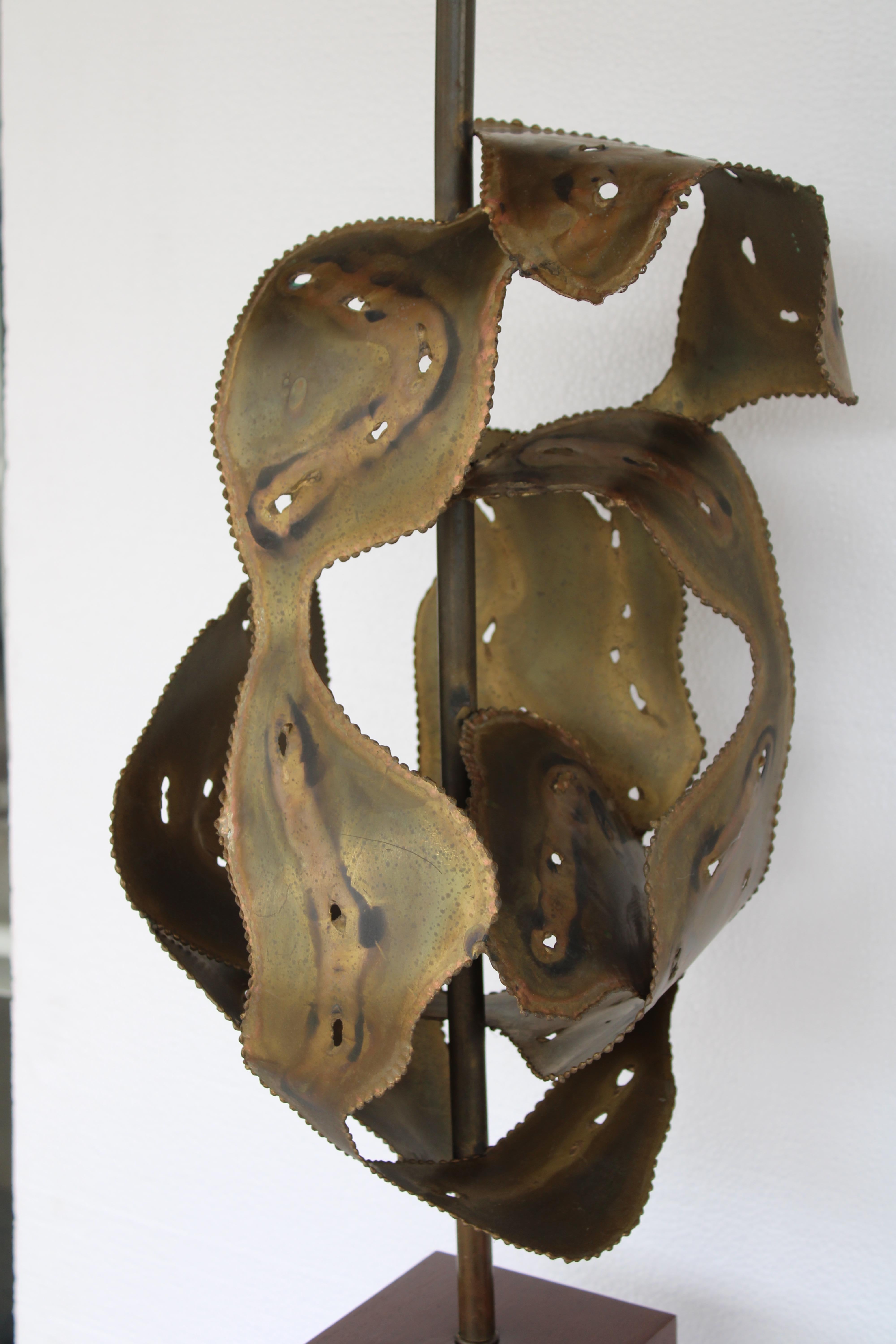 Skulpturale brutalistische Lampe von Laurel Lamp Mfg. Unternehmen (amerikanisch) im Angebot