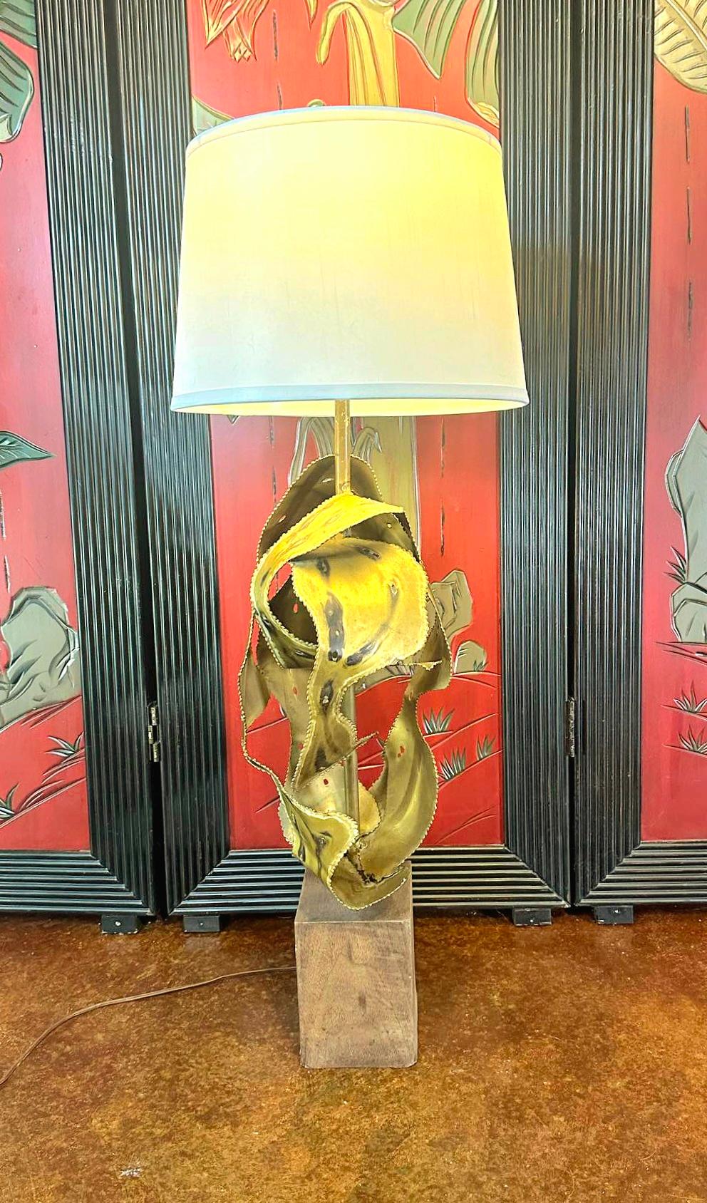 Bronze Sculptural Brutalist Lamp by the Laurel Lamp Mfg. Company For Sale