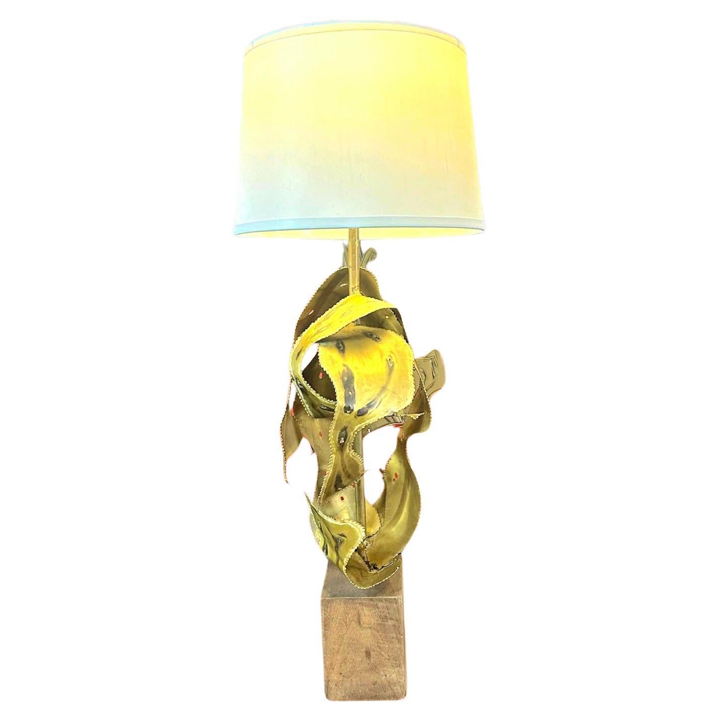 Sculptural Brutalist Lamp by the Laurel Lamp Mfg. Company For Sale