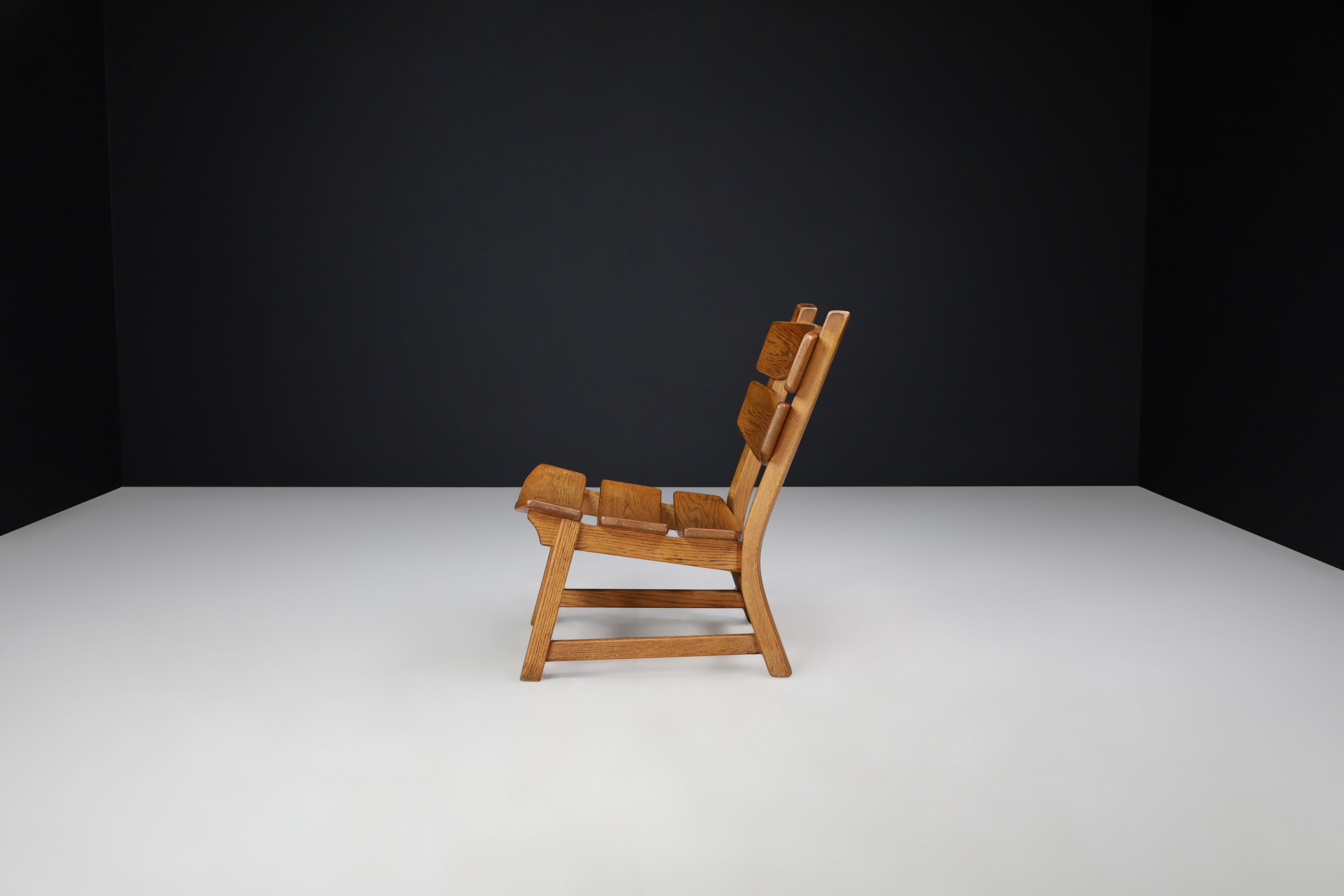 Sculptural Brutalist Lounge Chair in Blond Oak, France, 1960s For Sale 2