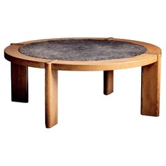 Table basse sculpturale brutaliste en Oak Oak et pierre fossile