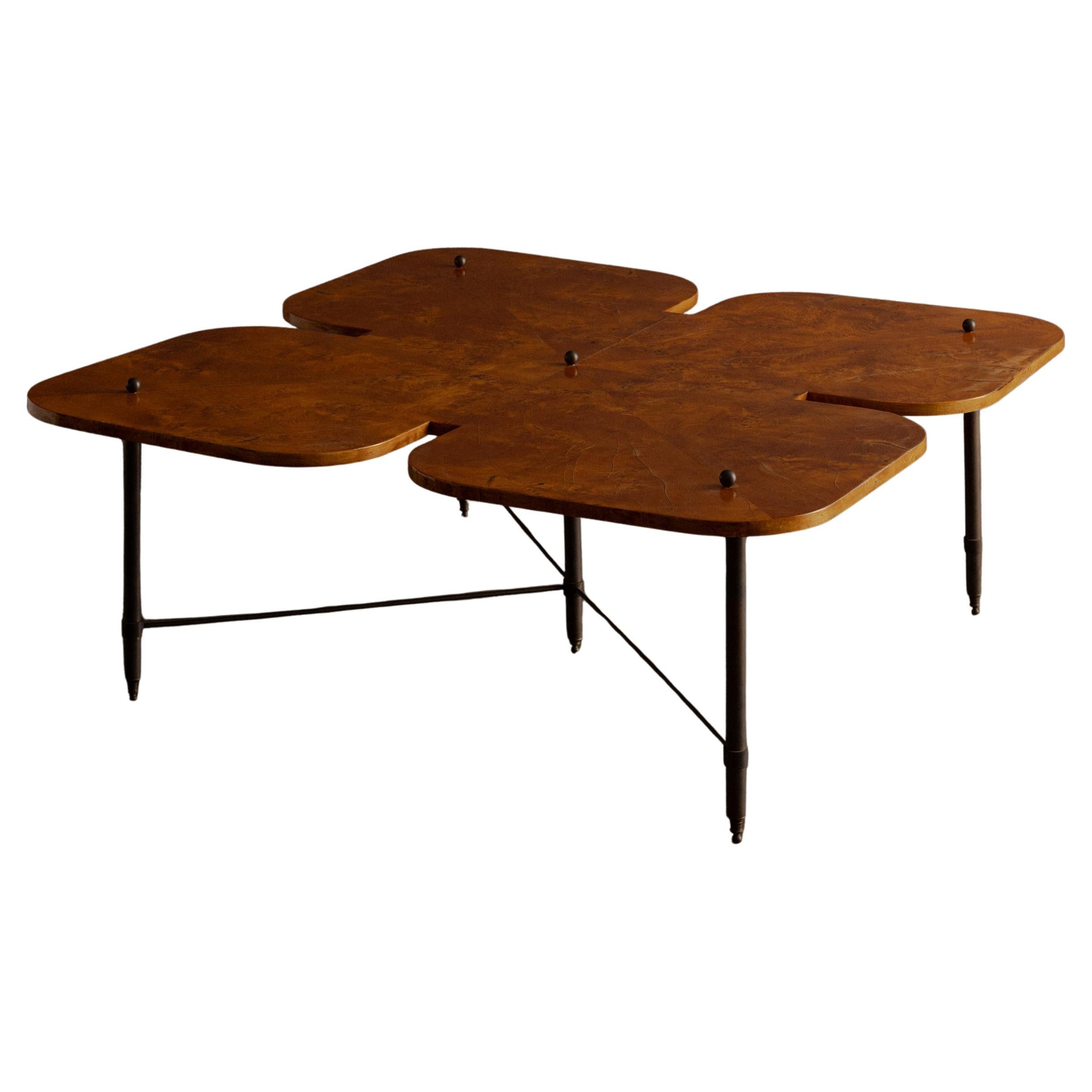 Table basse sculpturale en Wood Wood