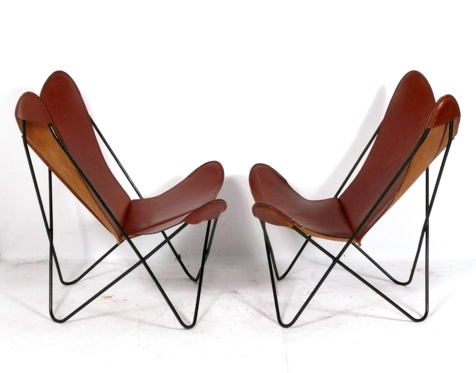 Mid-Century Modern Sculptural Butterfly Lounge Chairs by Jorge Ferrari Hardoy in Cognac Leather For Sale