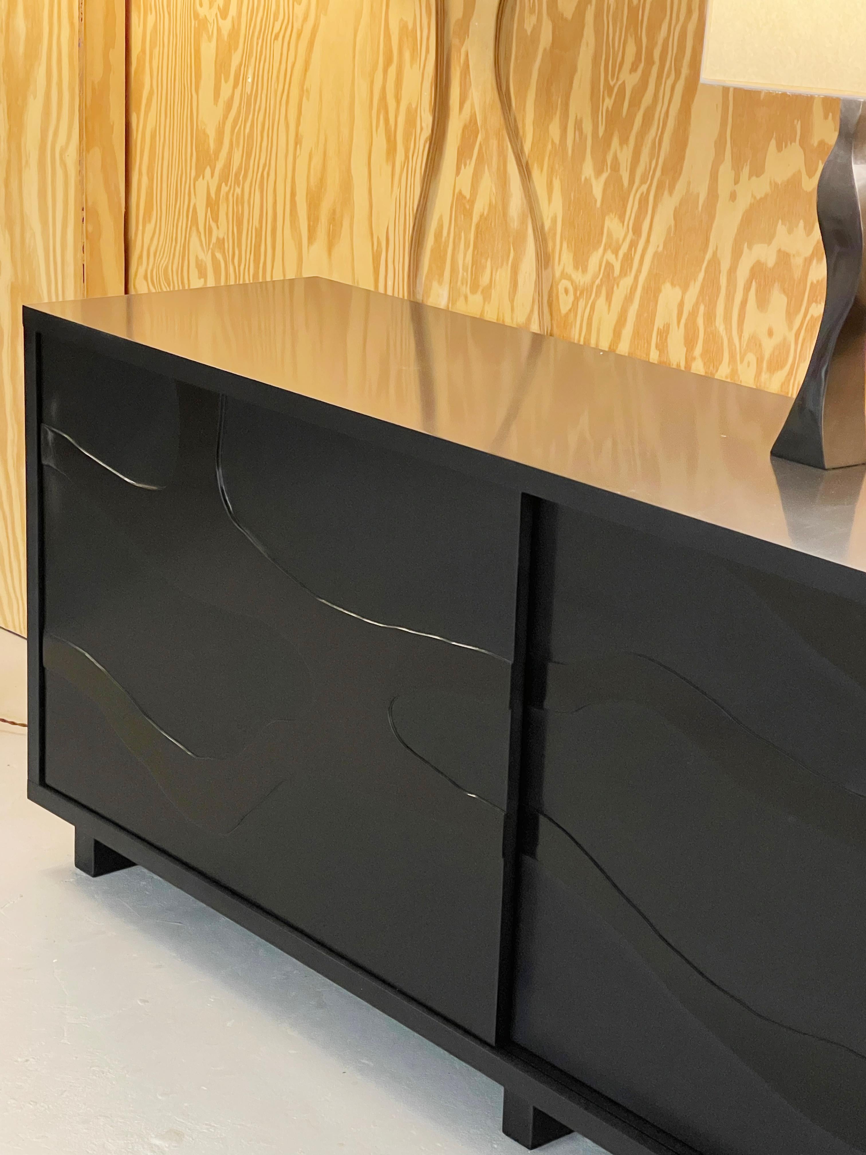 Sculptural cabinet 