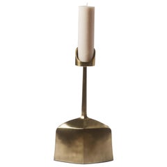 Skulpturaler Kerzensockel aus Bronze mit Patina-Messing von Patrick Coard, Paris