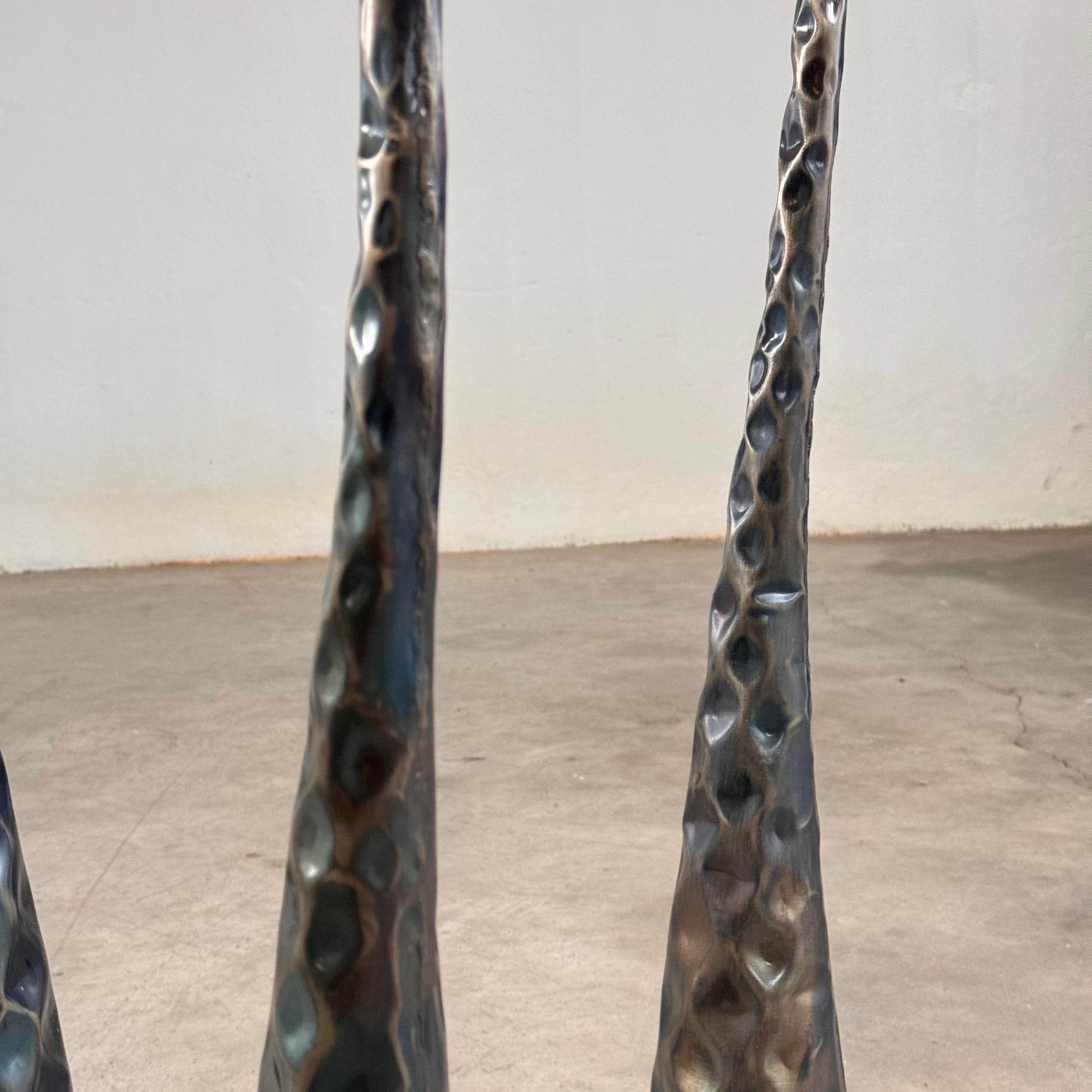 Portacandele scultorei in metallo brunito, set di 3, Italia, anni '80 in vendita 1