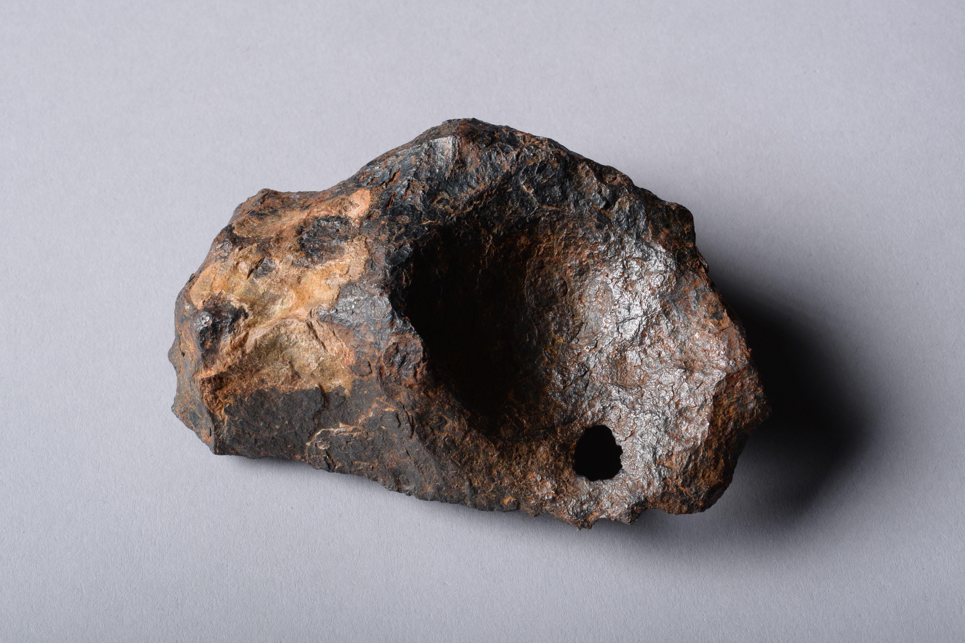 Sculptural Canyon Diablo Iron Octahedrite Meteorite 4