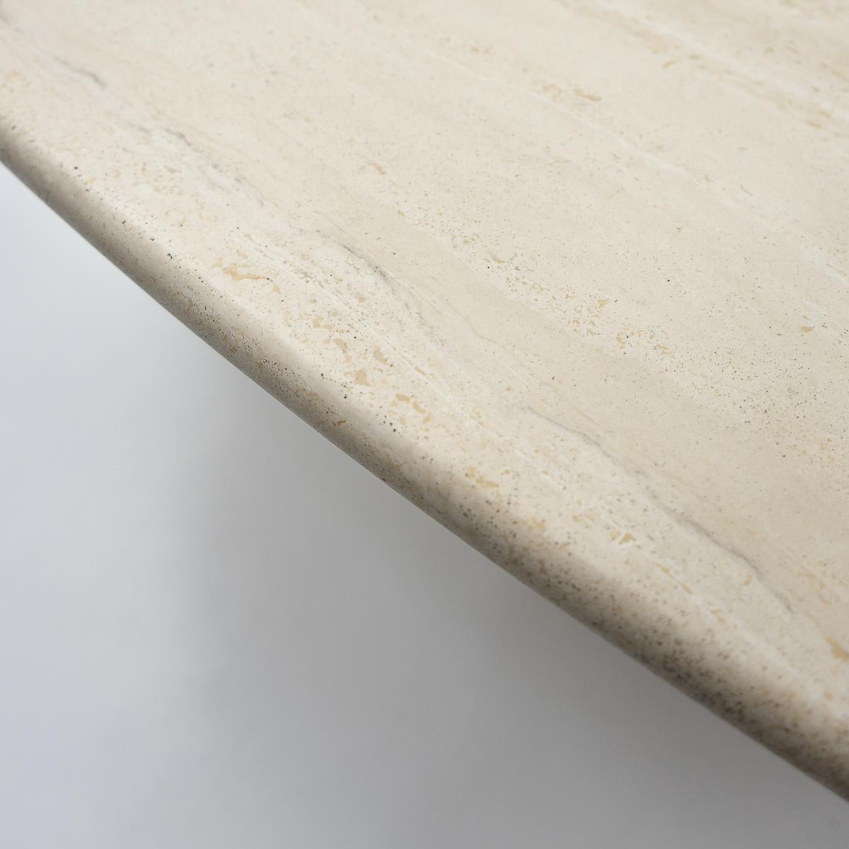 Sculptural Carlo Scarpa Travertine Dining Table, by Cattelan Italia, 1970s For Sale 3