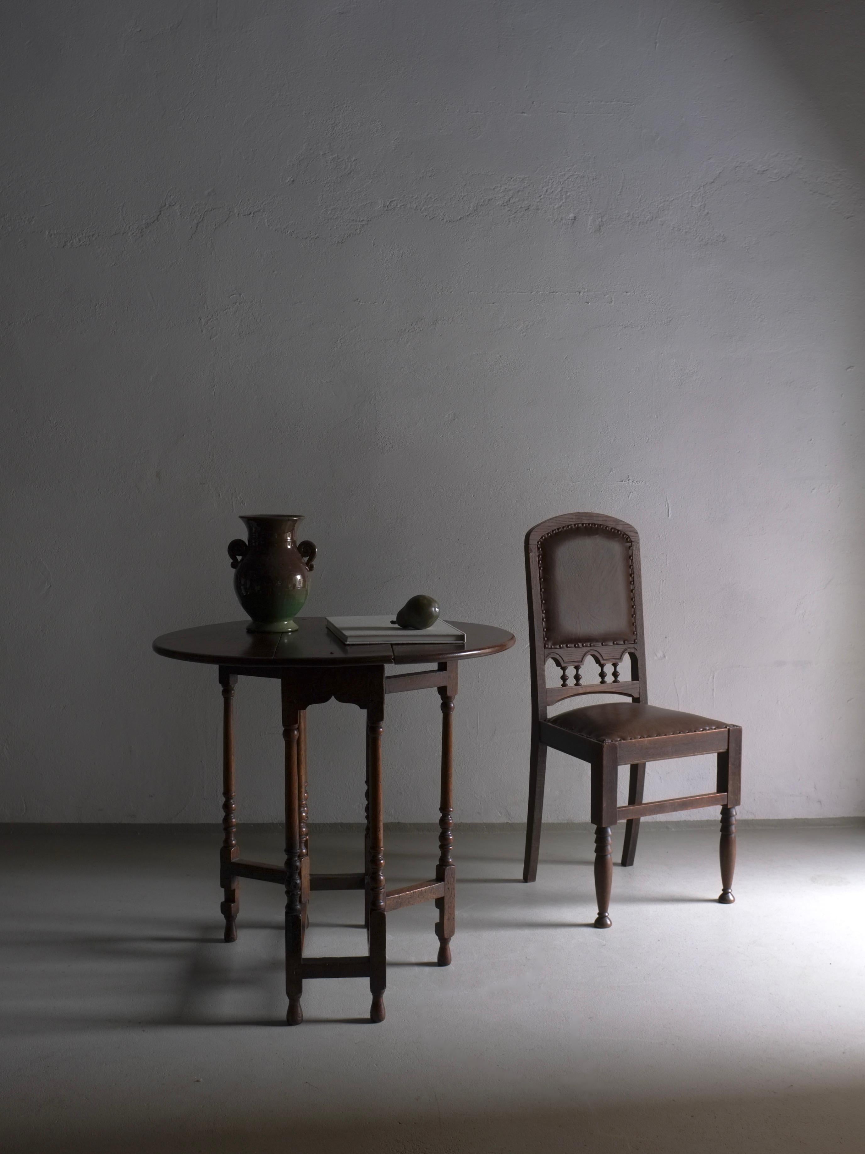 Sculptural Carved Oak Side Chair, Netherlands, 1920s In Good Condition In Rīga, LV