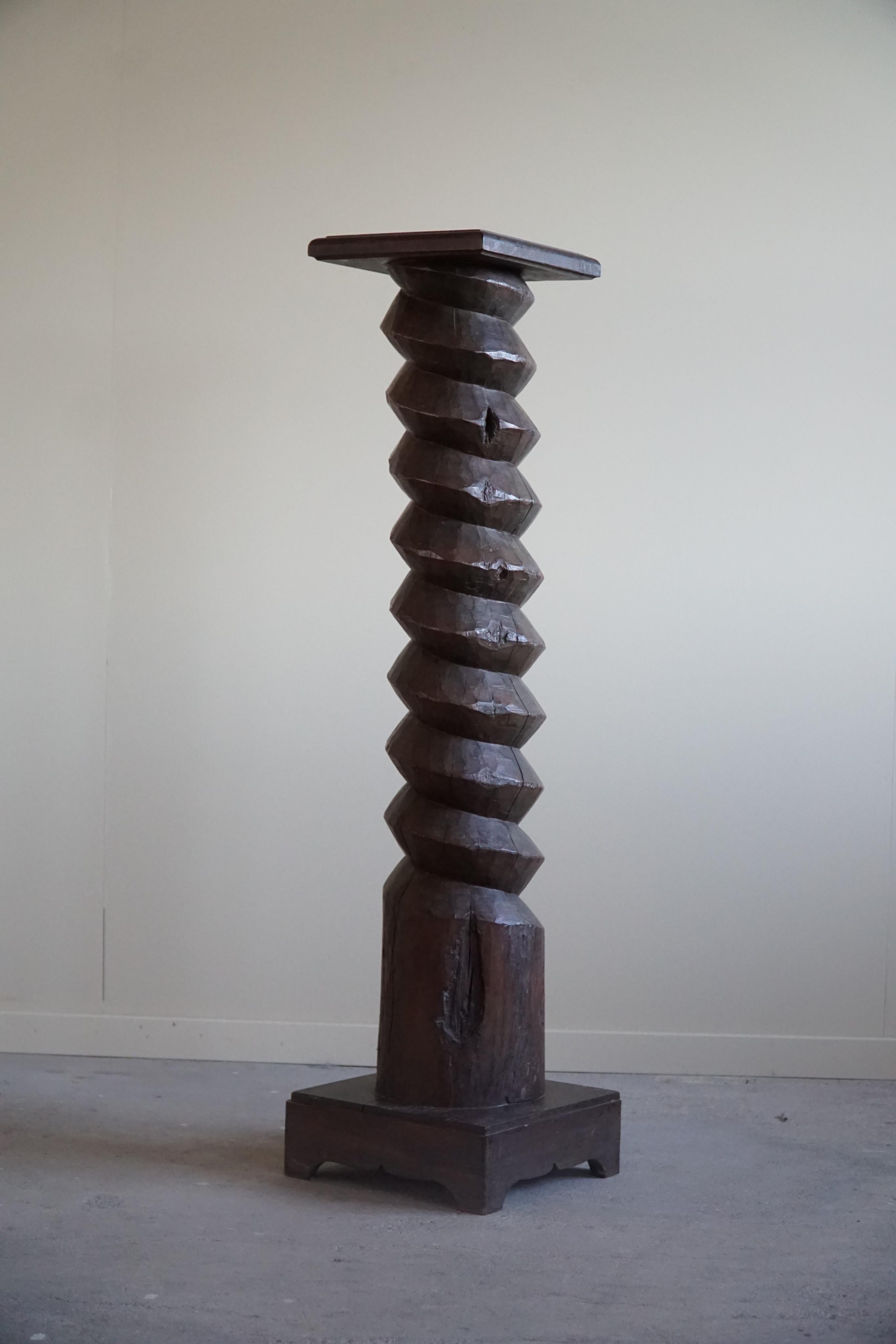 Sculptural Carved Pedestal in Solid Oak, Antique Italian, 19th Century For Sale 5